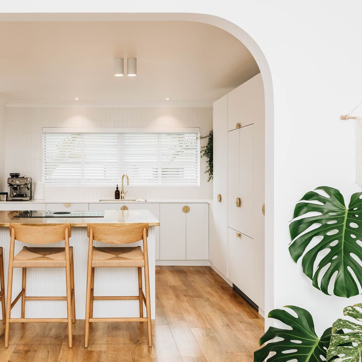 INGRID HIGH-BACK BAR CHAIR | NATURAL OAK