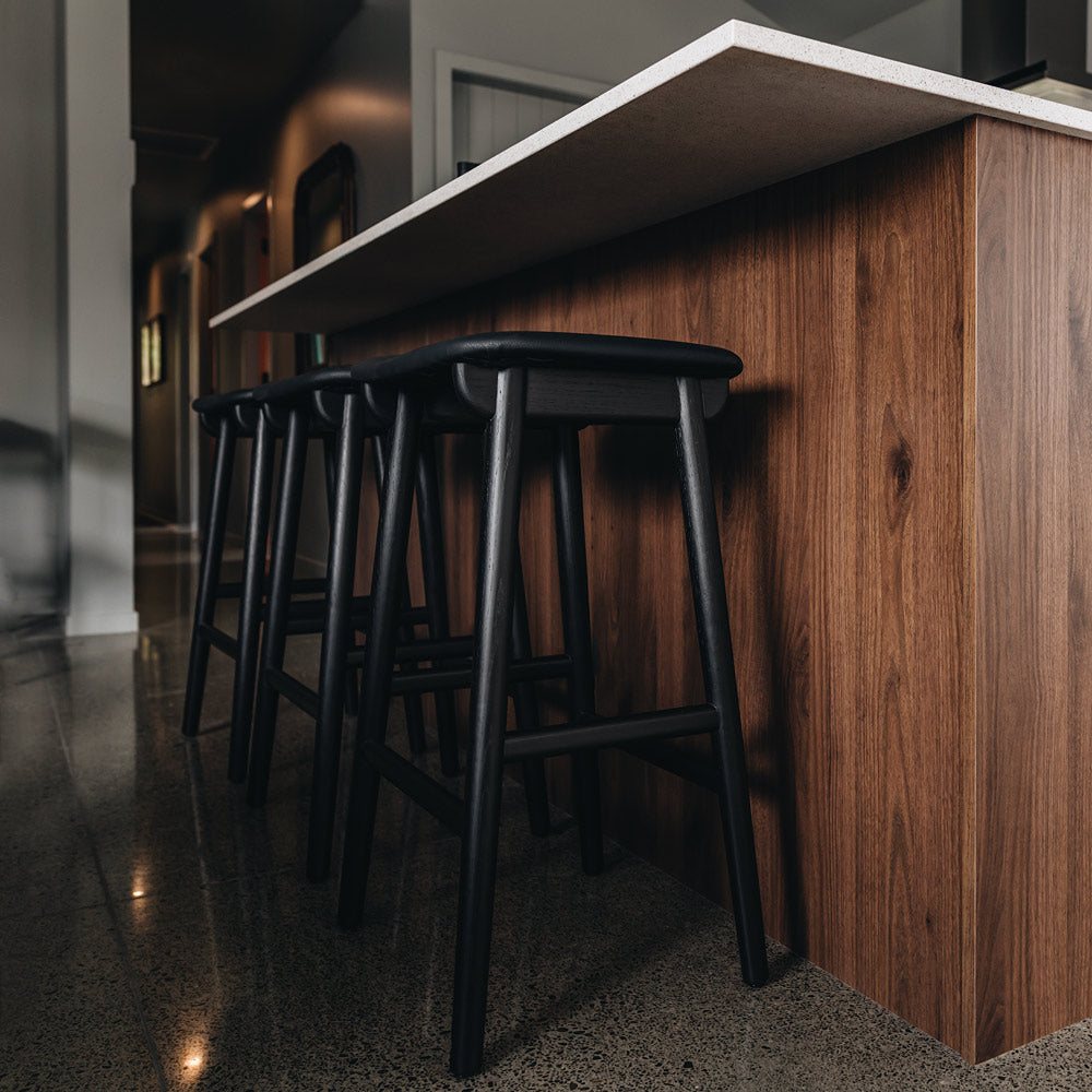 FRASIER BARSTOOL | BLACK OAK OR NATURAL OAK