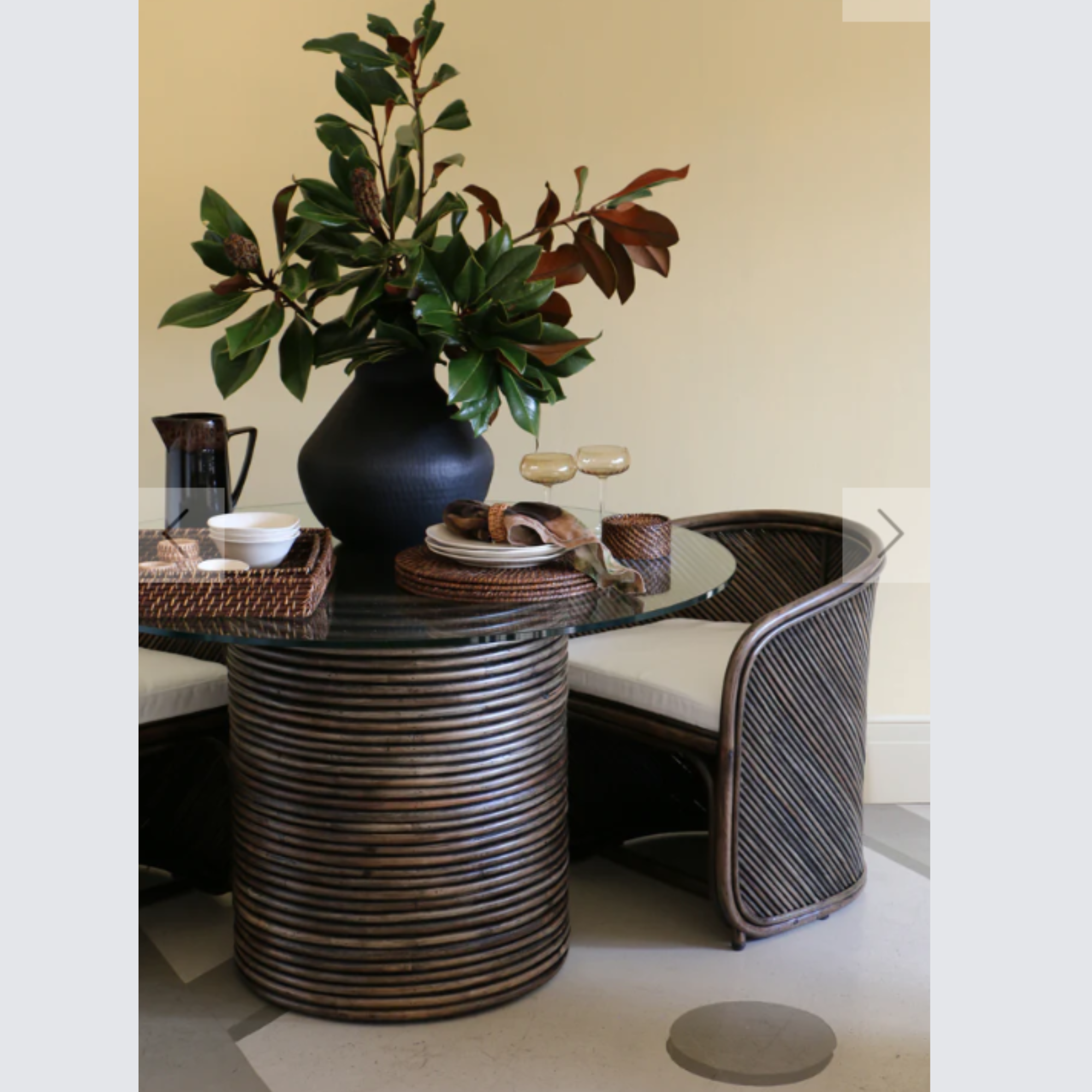 BERMUDA DINING TABLE IN RATTAN WITH GLASS TOP