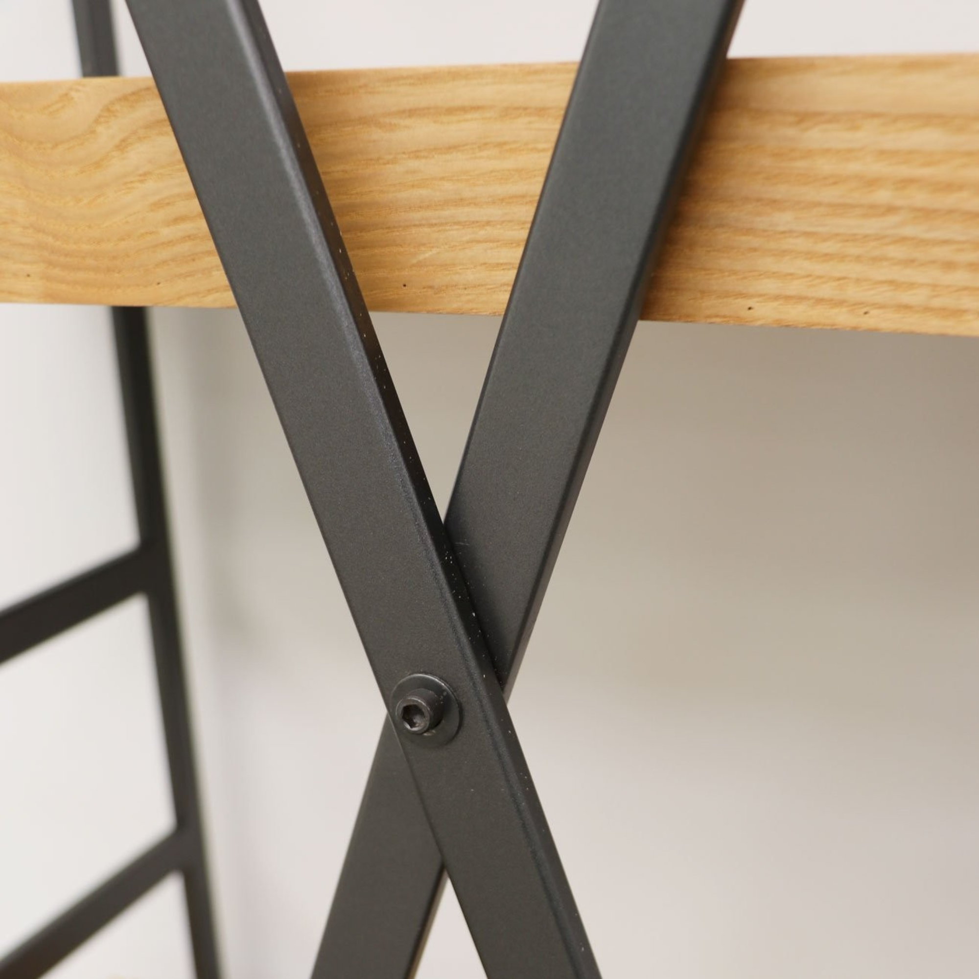 CENTURY BOOKSHELF | SINGLE