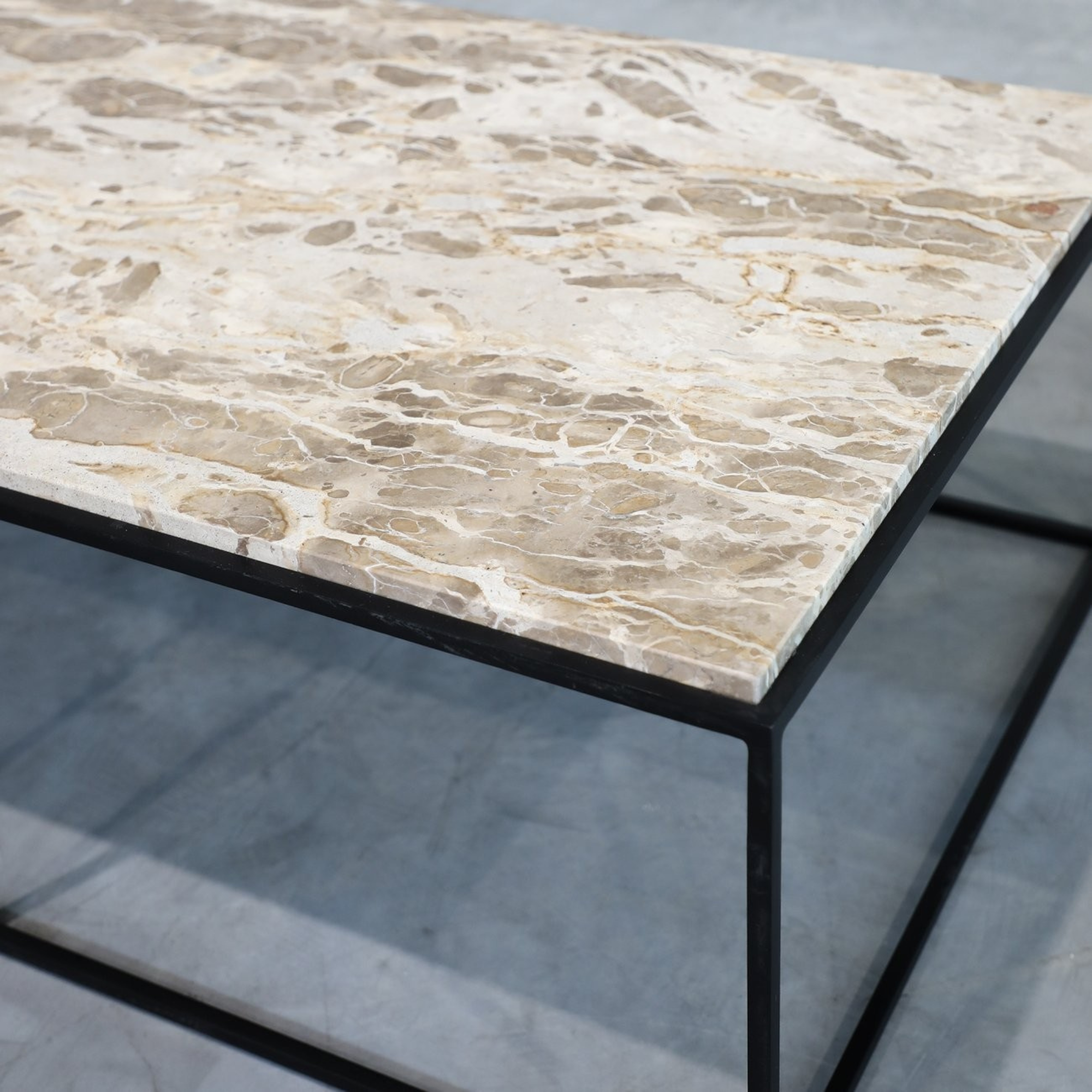 DION MARBLE COFFEE TABLE | BEIGE