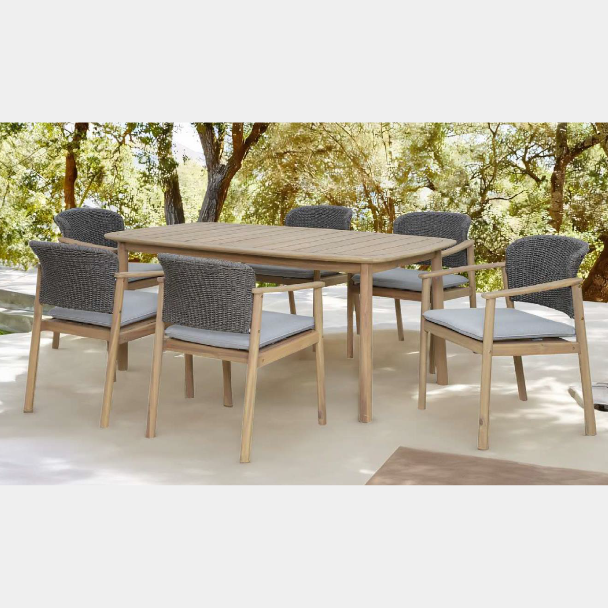 FREEPORT OUTDOOR DINING SUITE