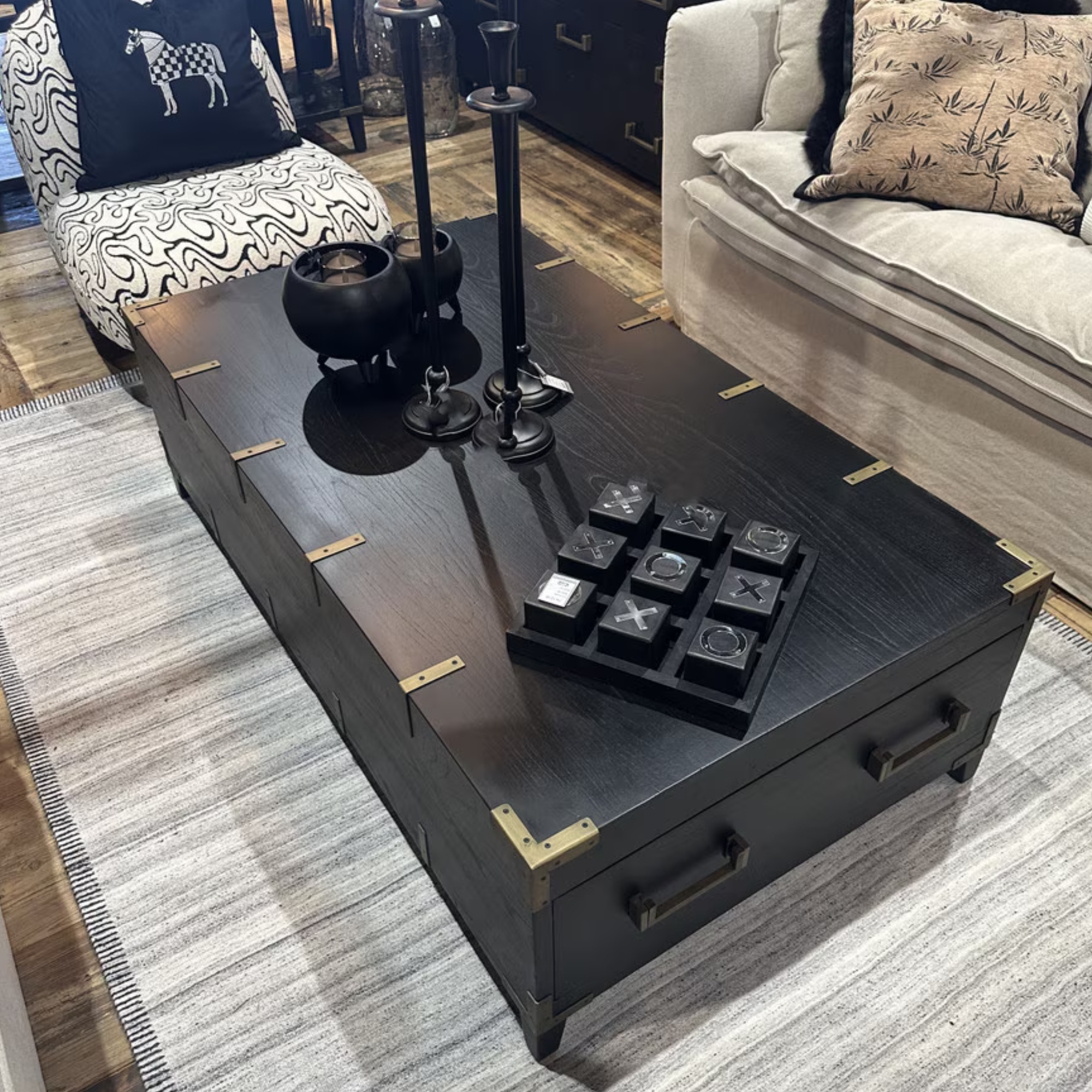 HARLEQUIN TRUNK COFFEE TABLE | OLD PINE