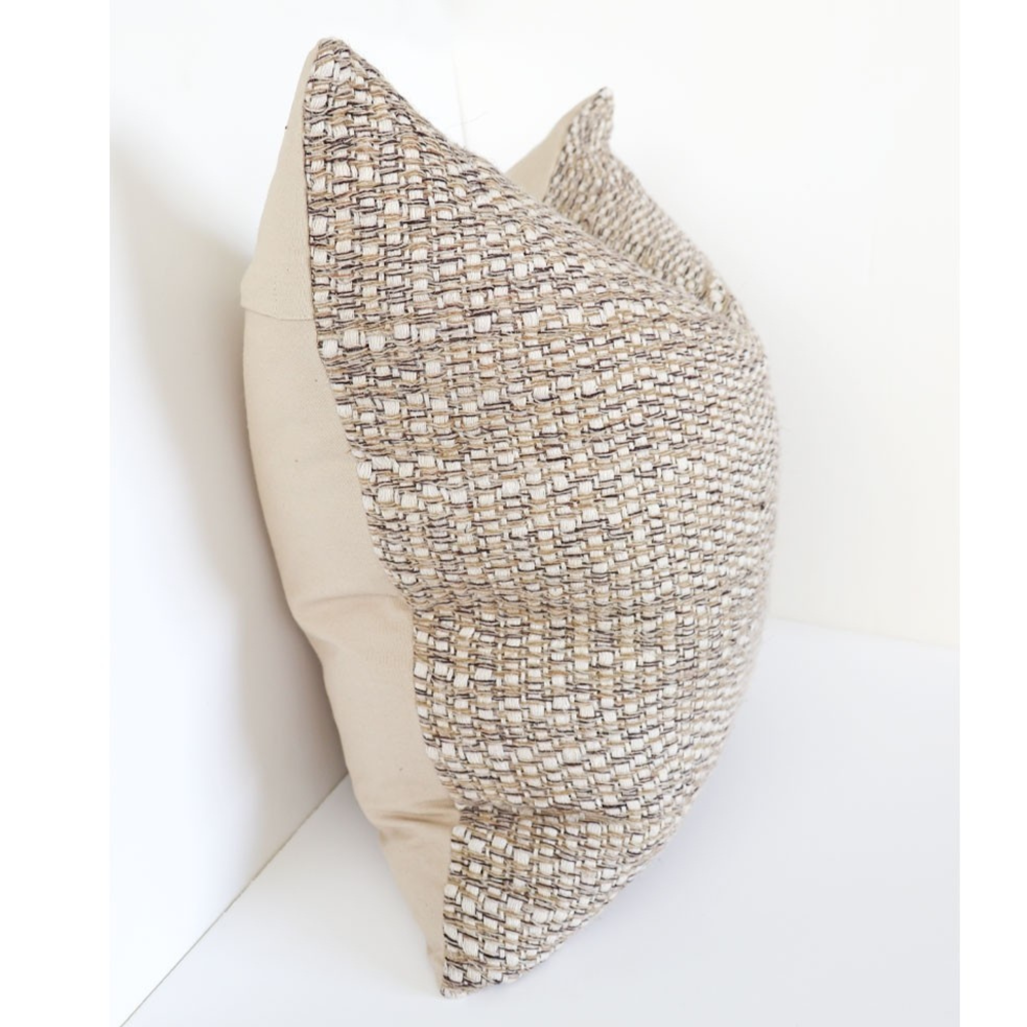 HARLOW CUSHION | NATURAL