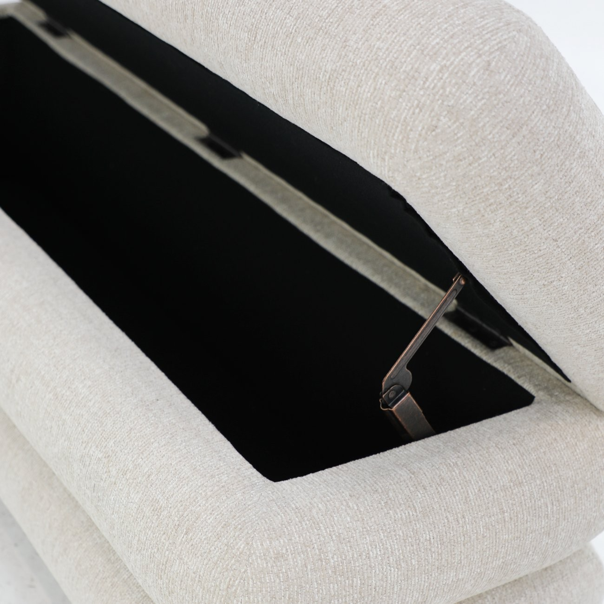 Kumo Ottoman with Storage
