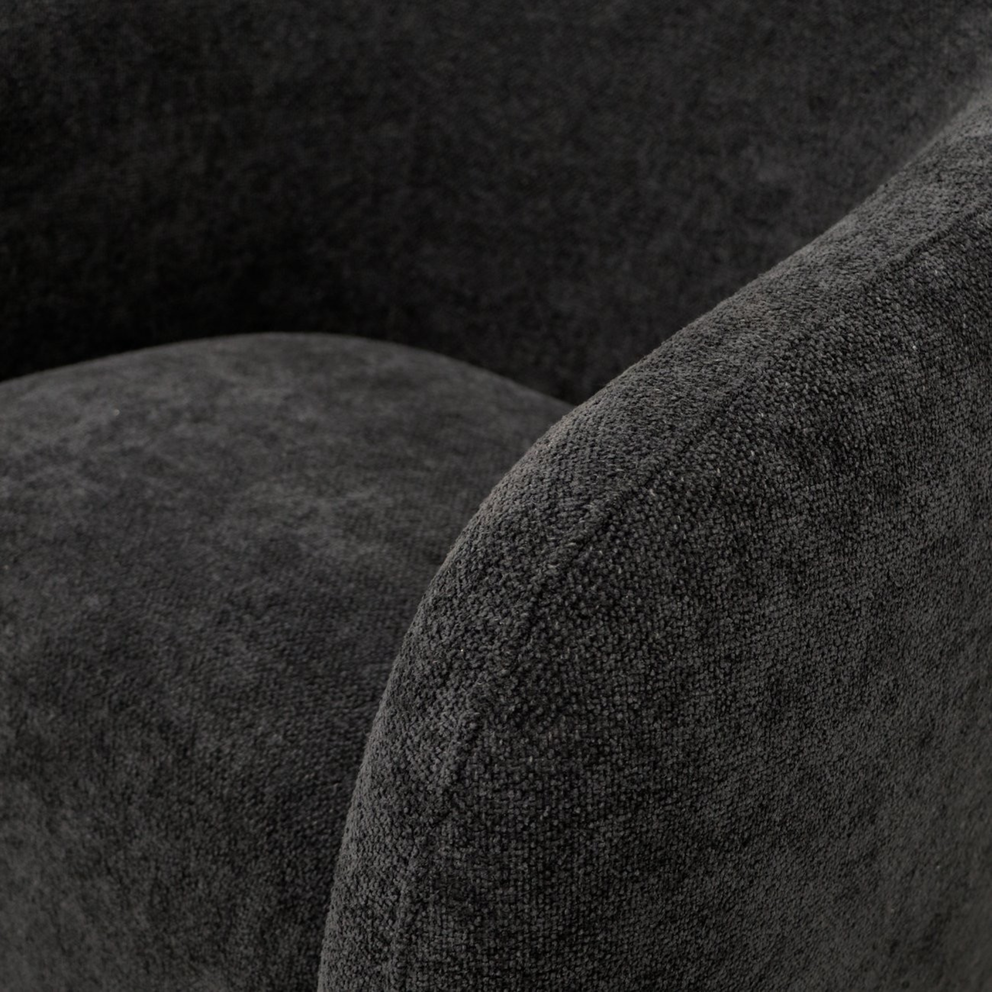 MAX SWIVEL CHAIR | BLACK