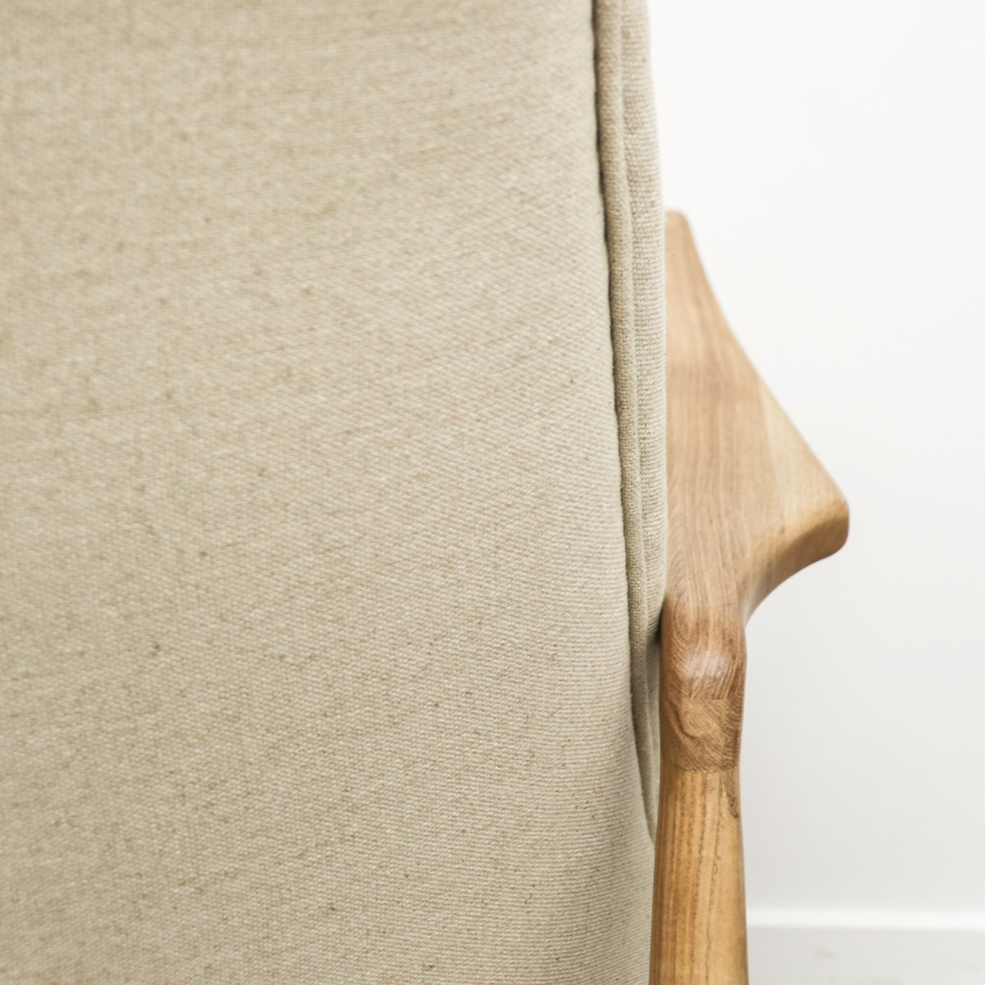 MORLEY ARMCHAIR | LINEN