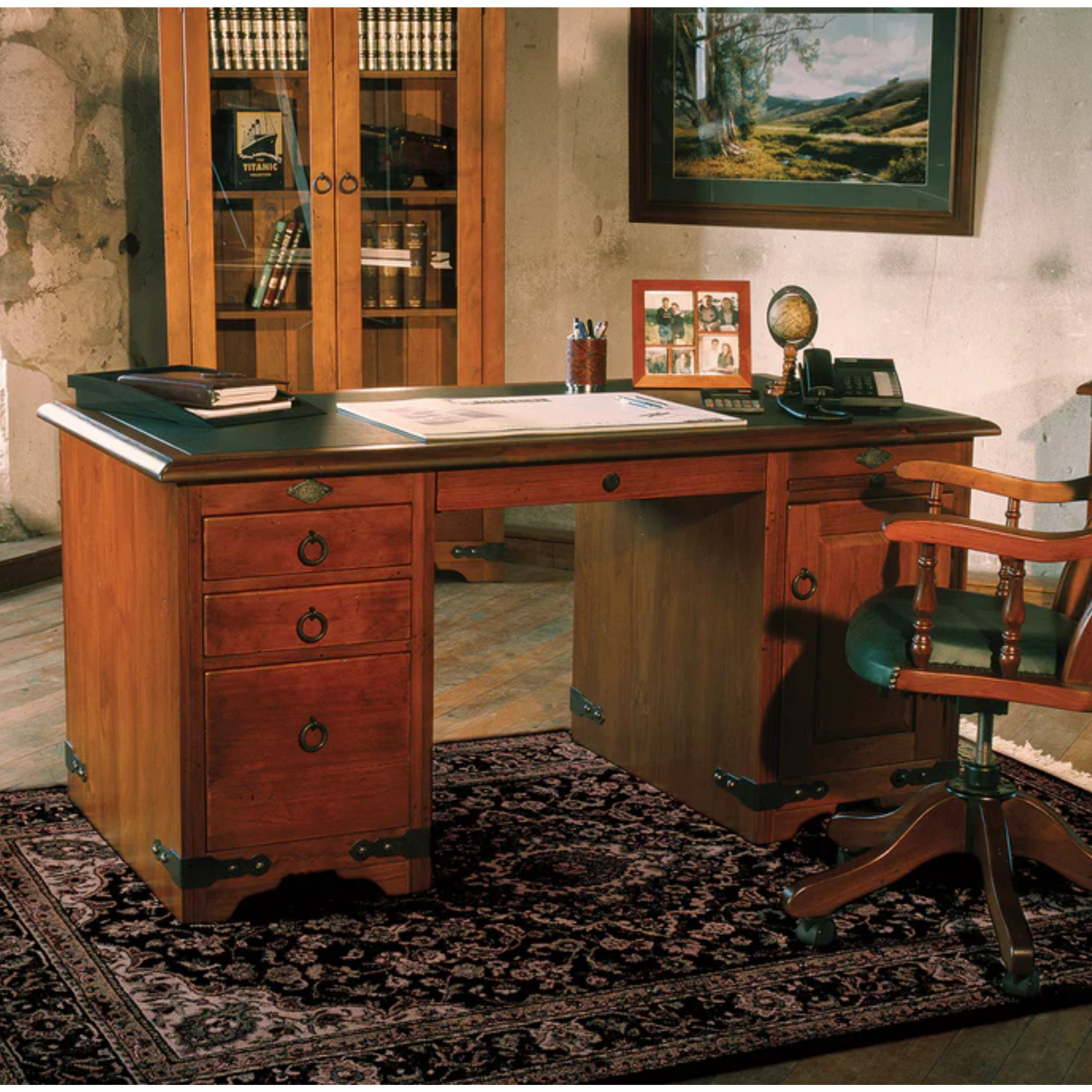 Nordic President's Desk | NZ Made