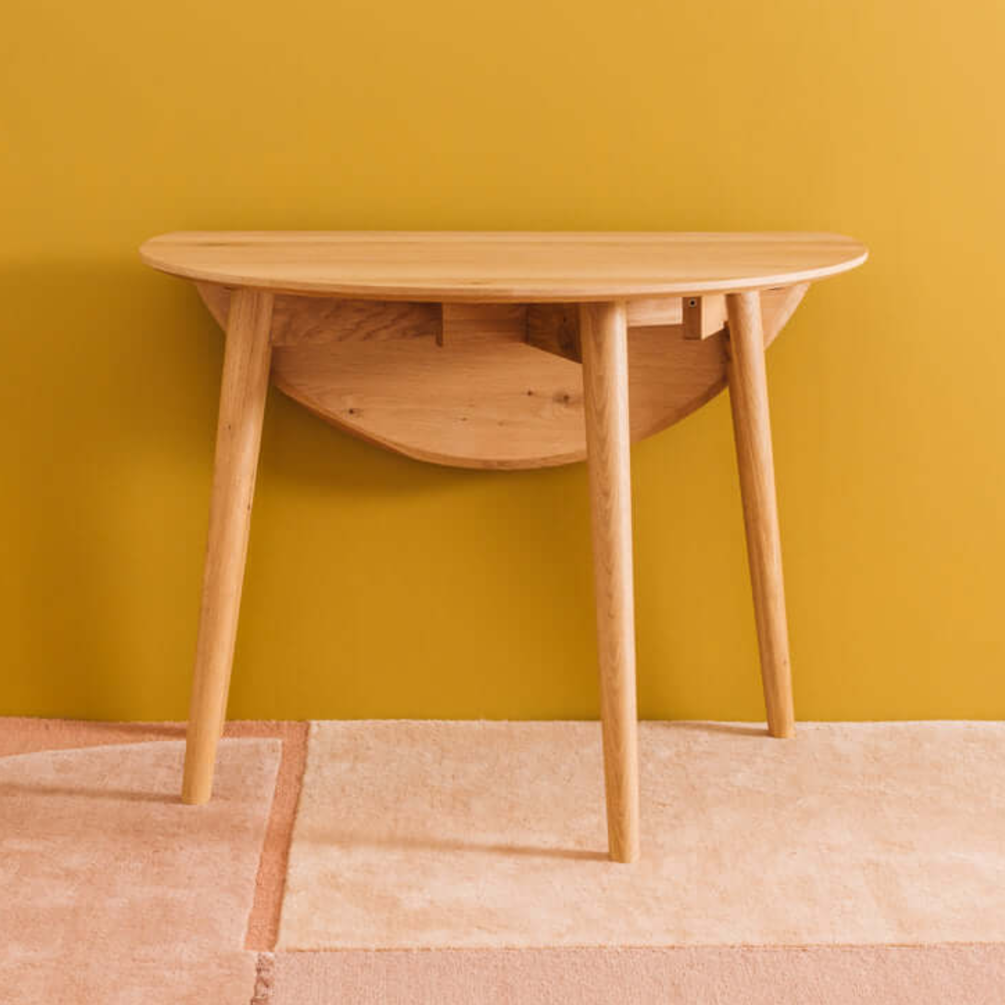 Nordik Round Drop-Leaf Dining Table | Natural