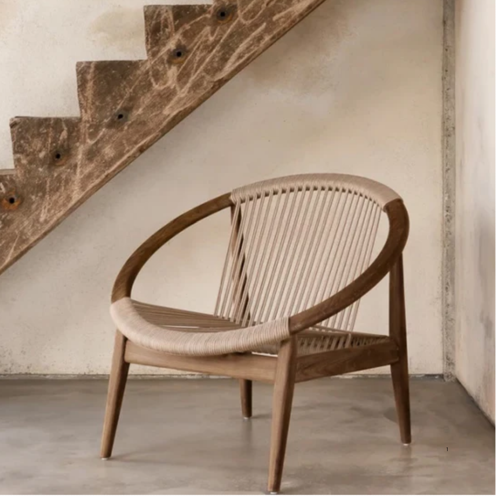 NORMA ARMCHAIR