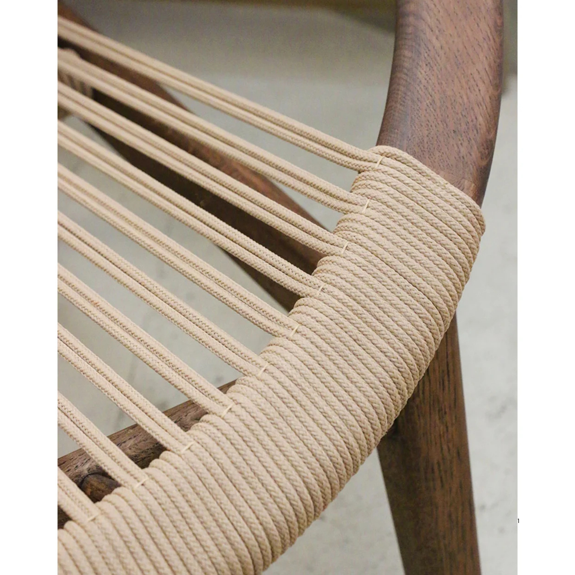 NORMA ARMCHAIR
