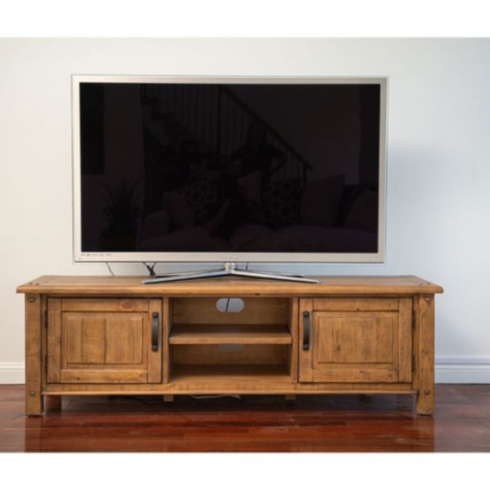OBERON ENTERTAINMENT UNIT