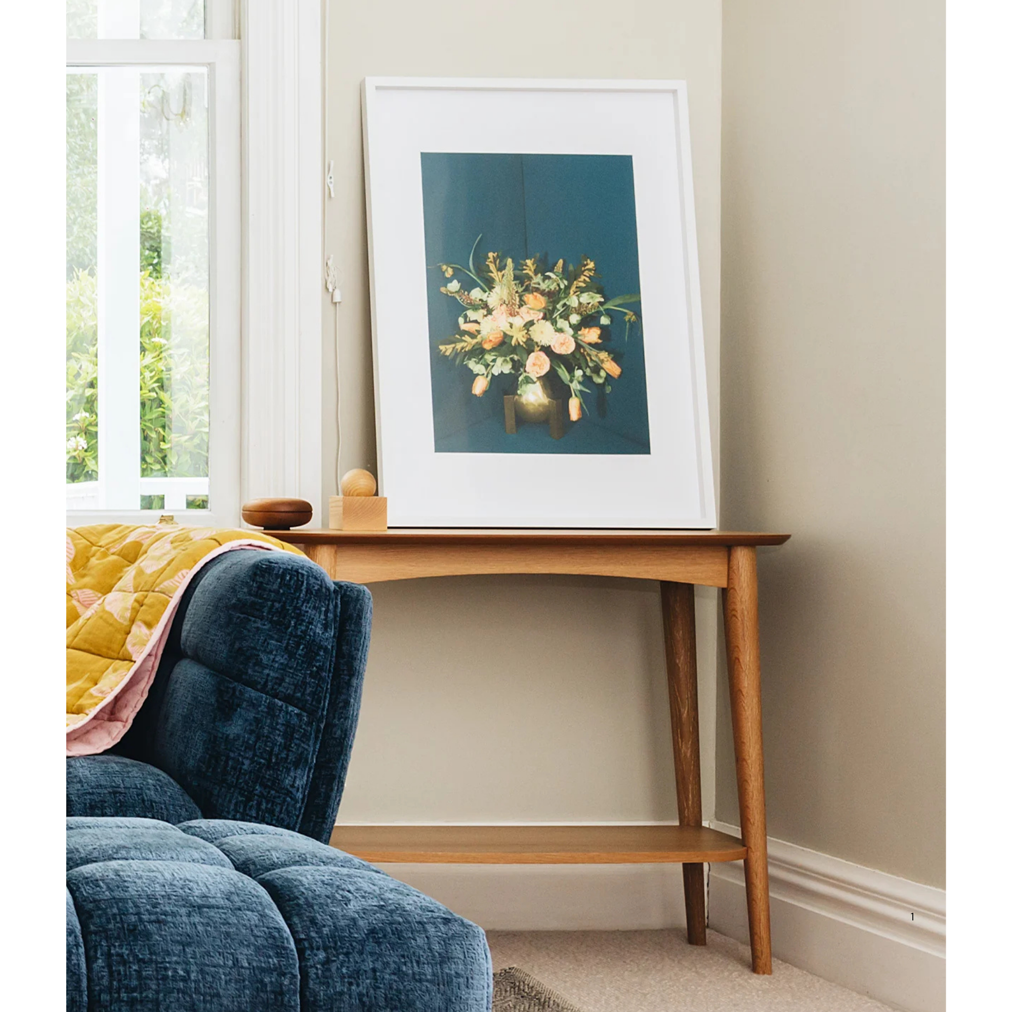 OSLO HALL | CONSOLE TABLE WITH SHELF