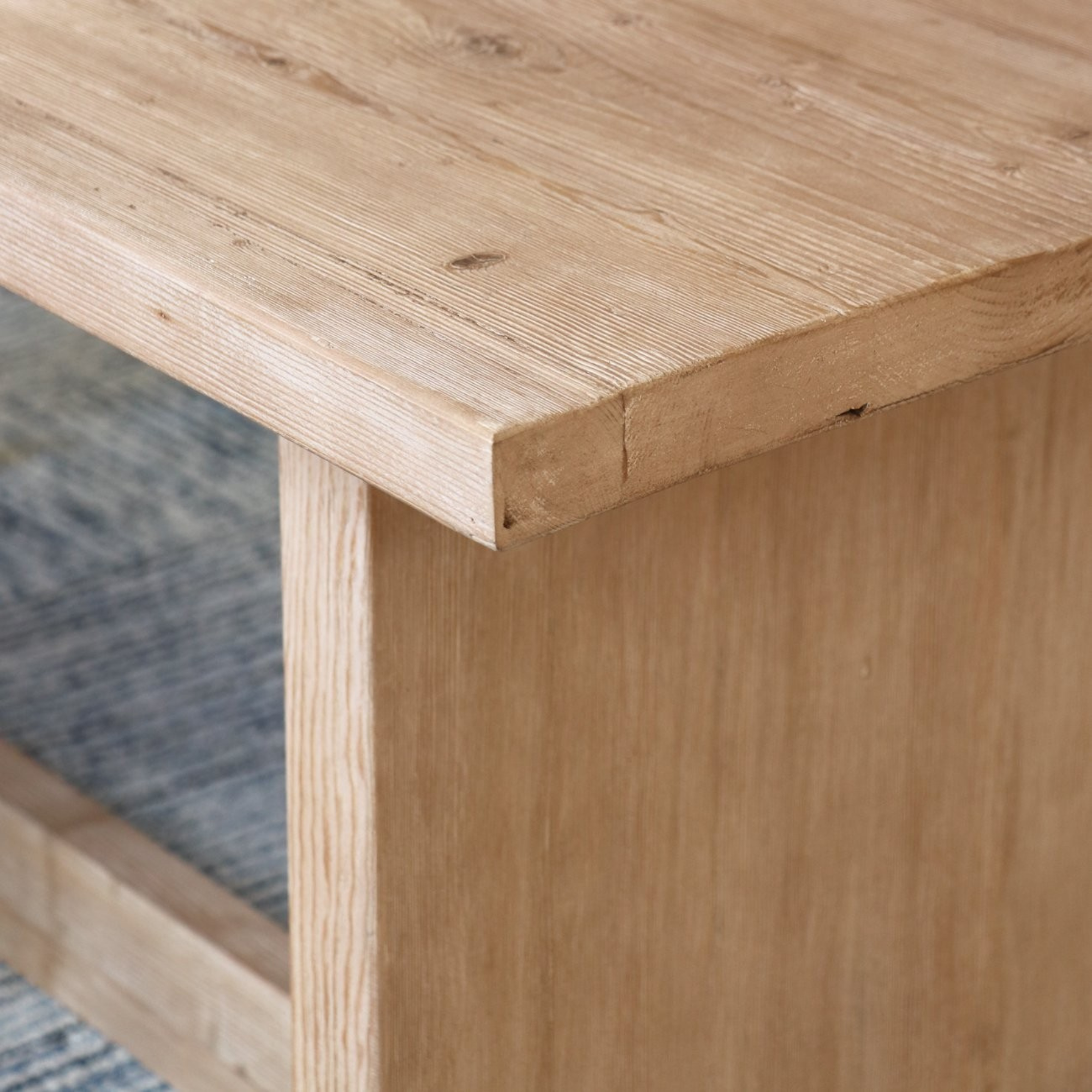 PENDLETON DINING TABLE