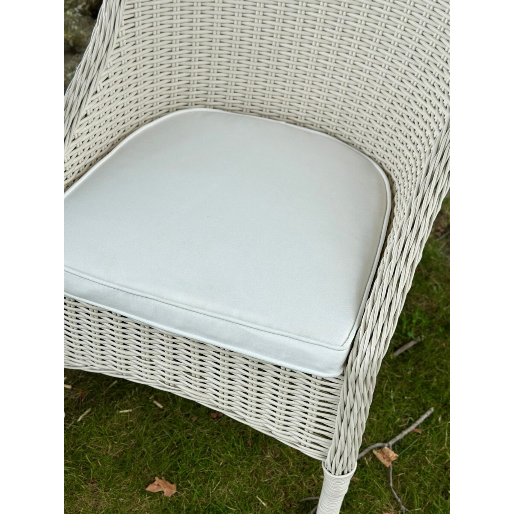 NOOSA OUTDOOR WICKER CHAIR | WHITE