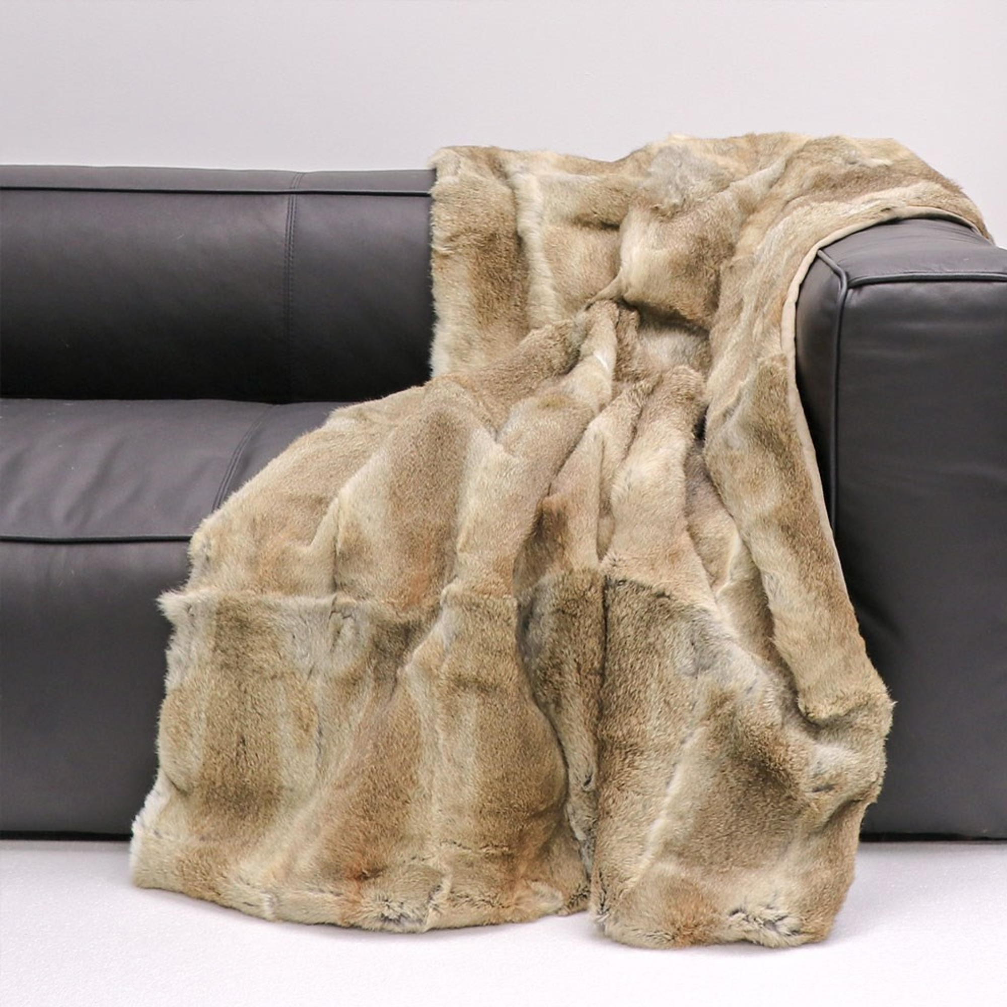 ARCTIC RABBIT THROW | 4 COLOURS