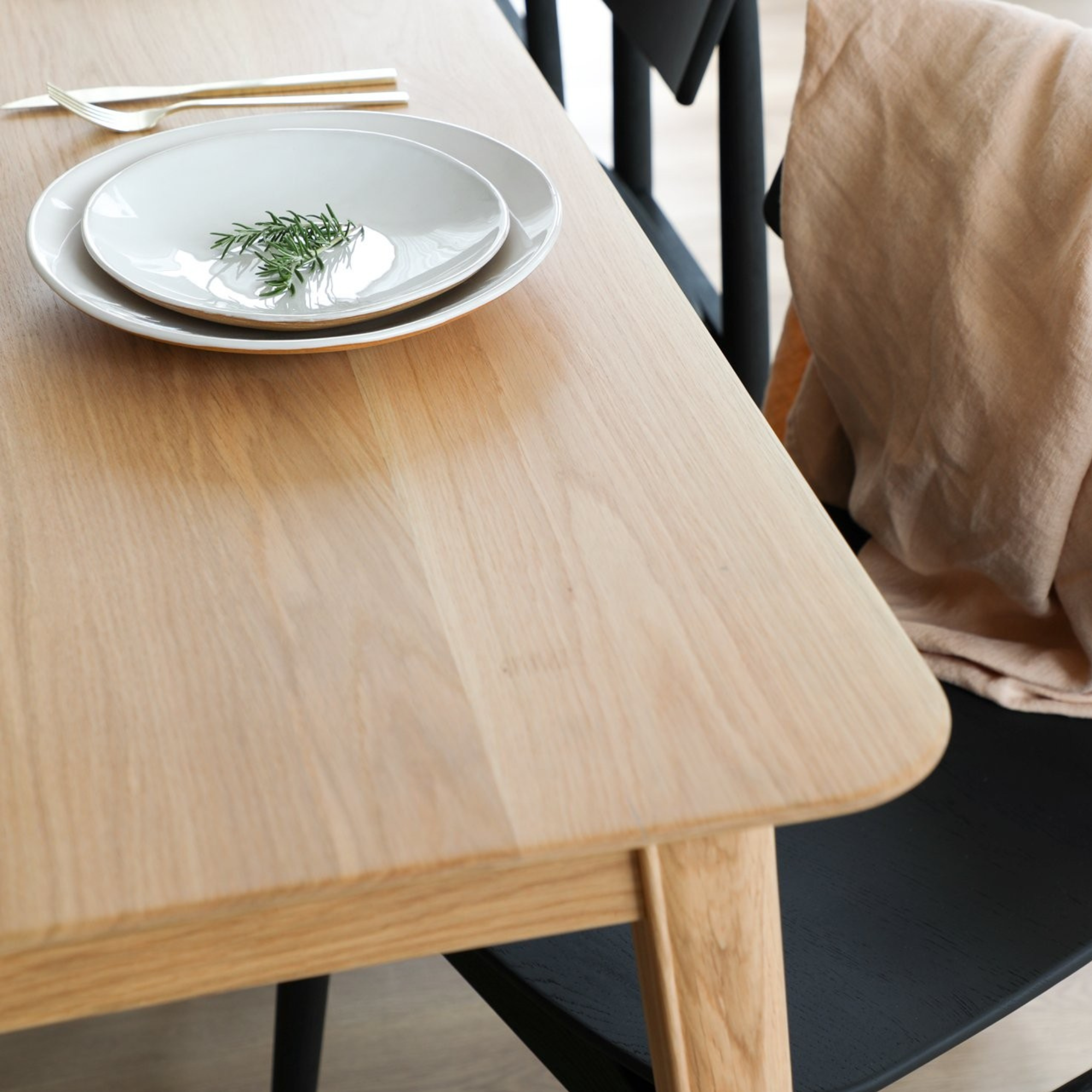 ROKKE SOLID OAK 2200 DINING TABLE | NATURAL