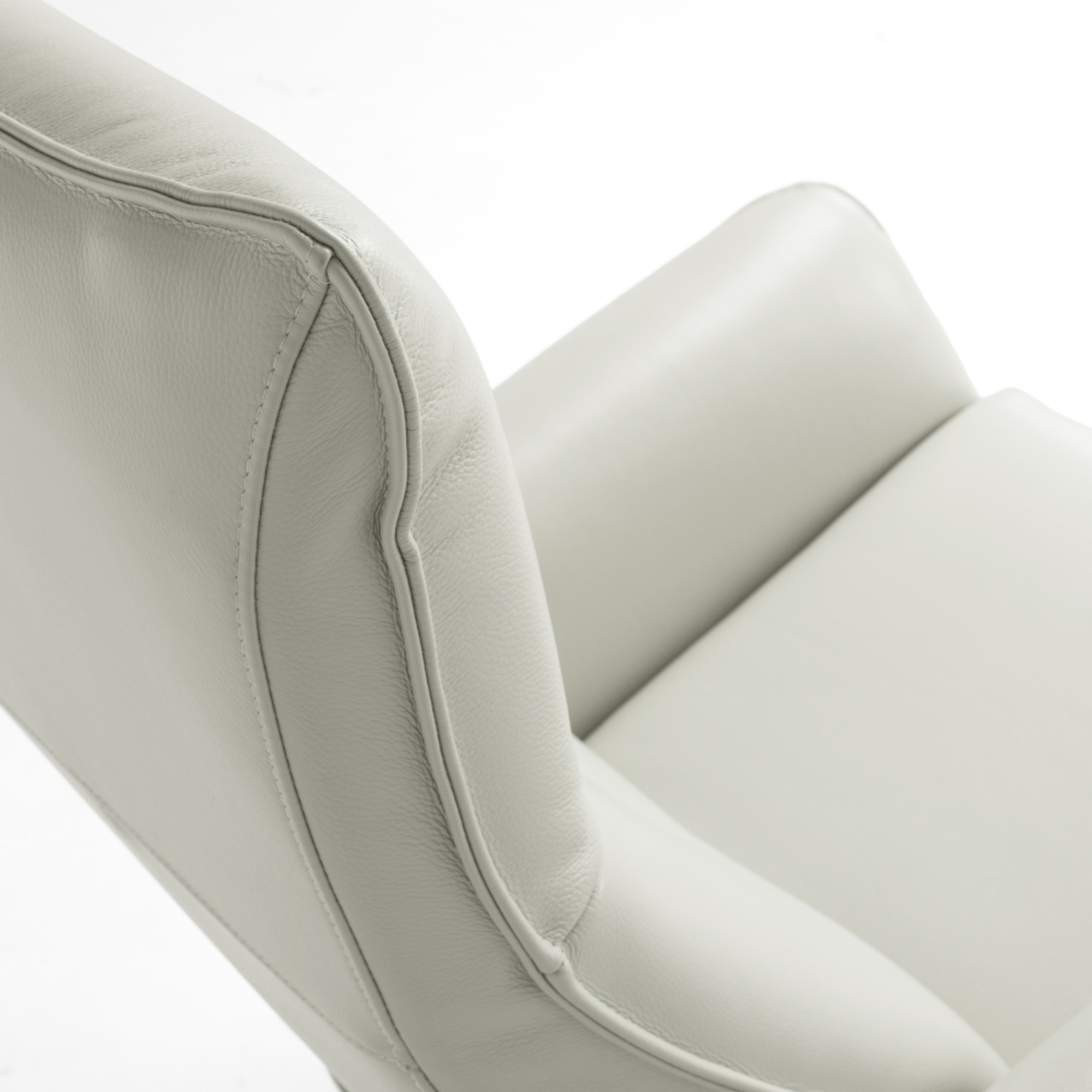 Slimline Electric Recliner | Pebble