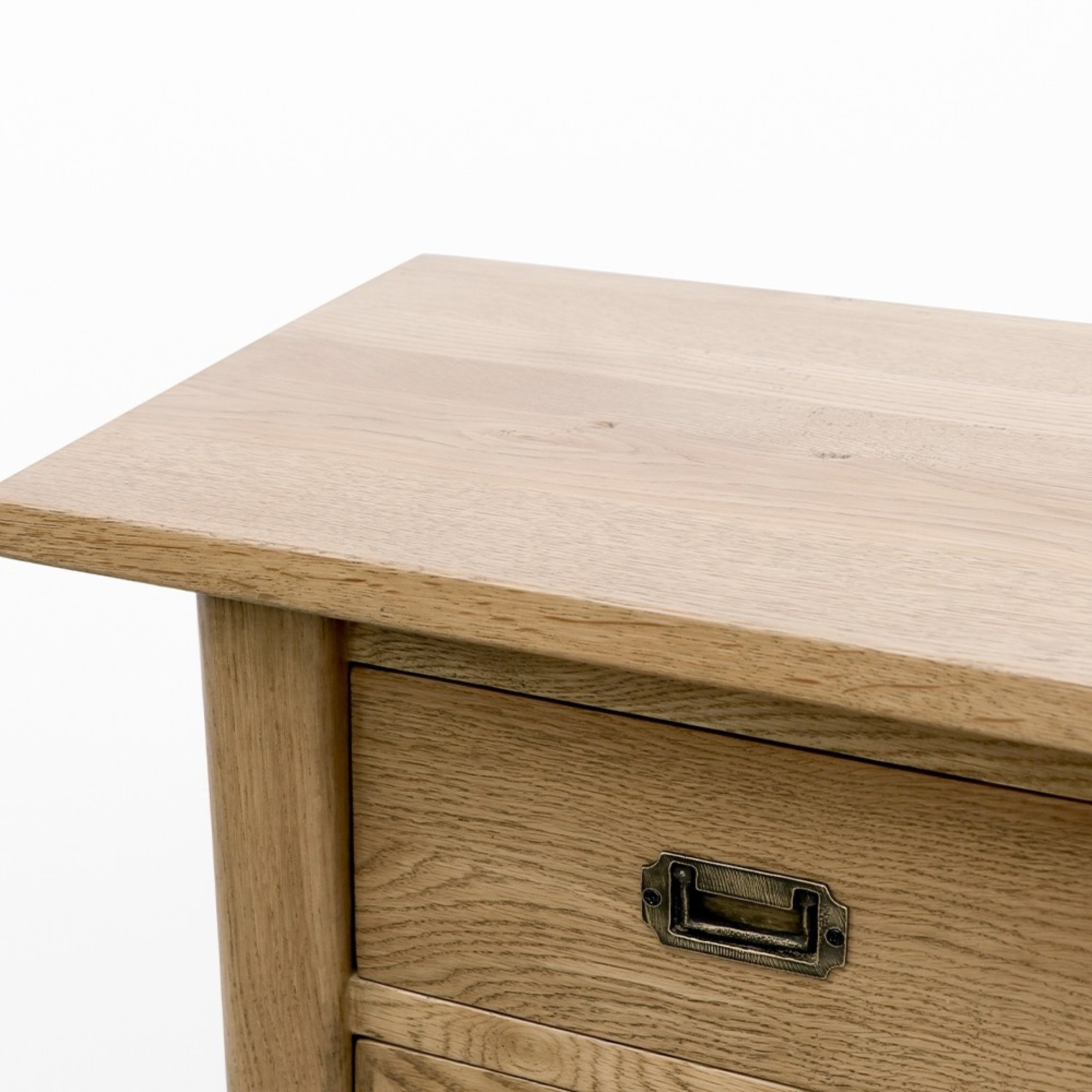 VAASA OAK SIDEBOARD | BUFFET