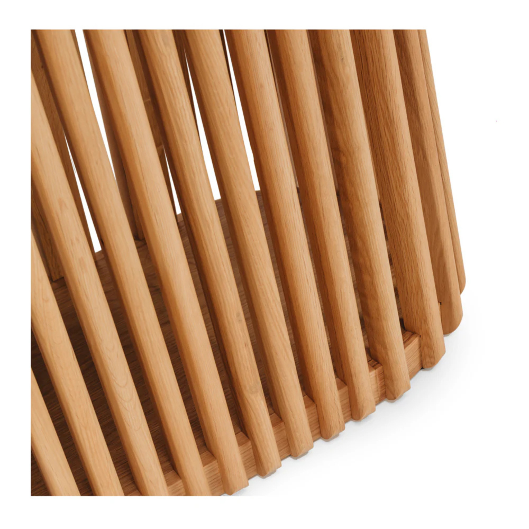 BUR 2200 DINING TABLE