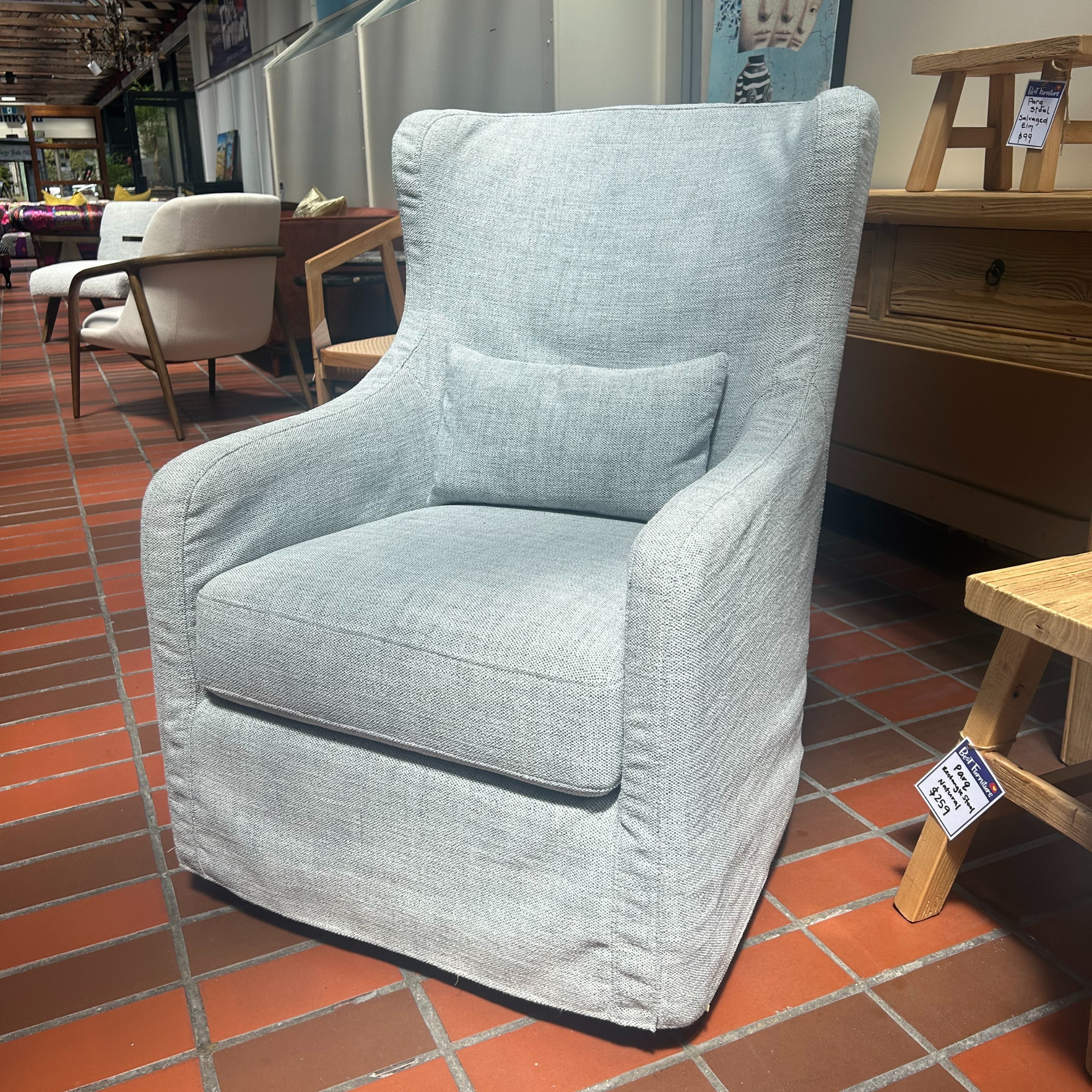 Cape Cod Swivel Chair