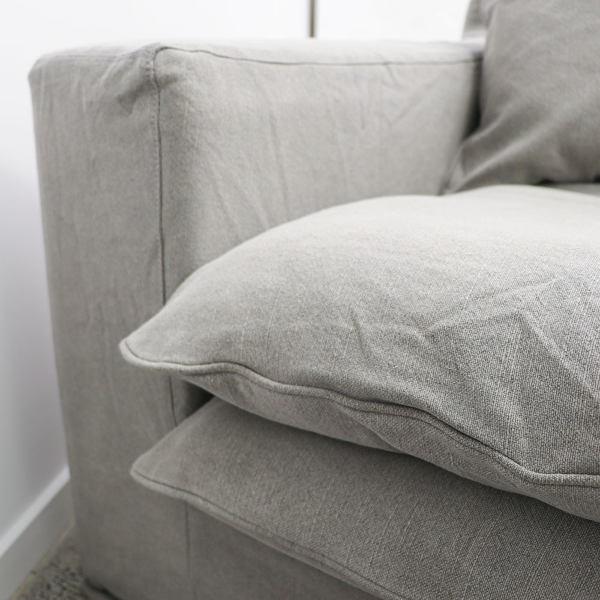 KEELY SLIPCOVER ARMCHAIR | CEMENT