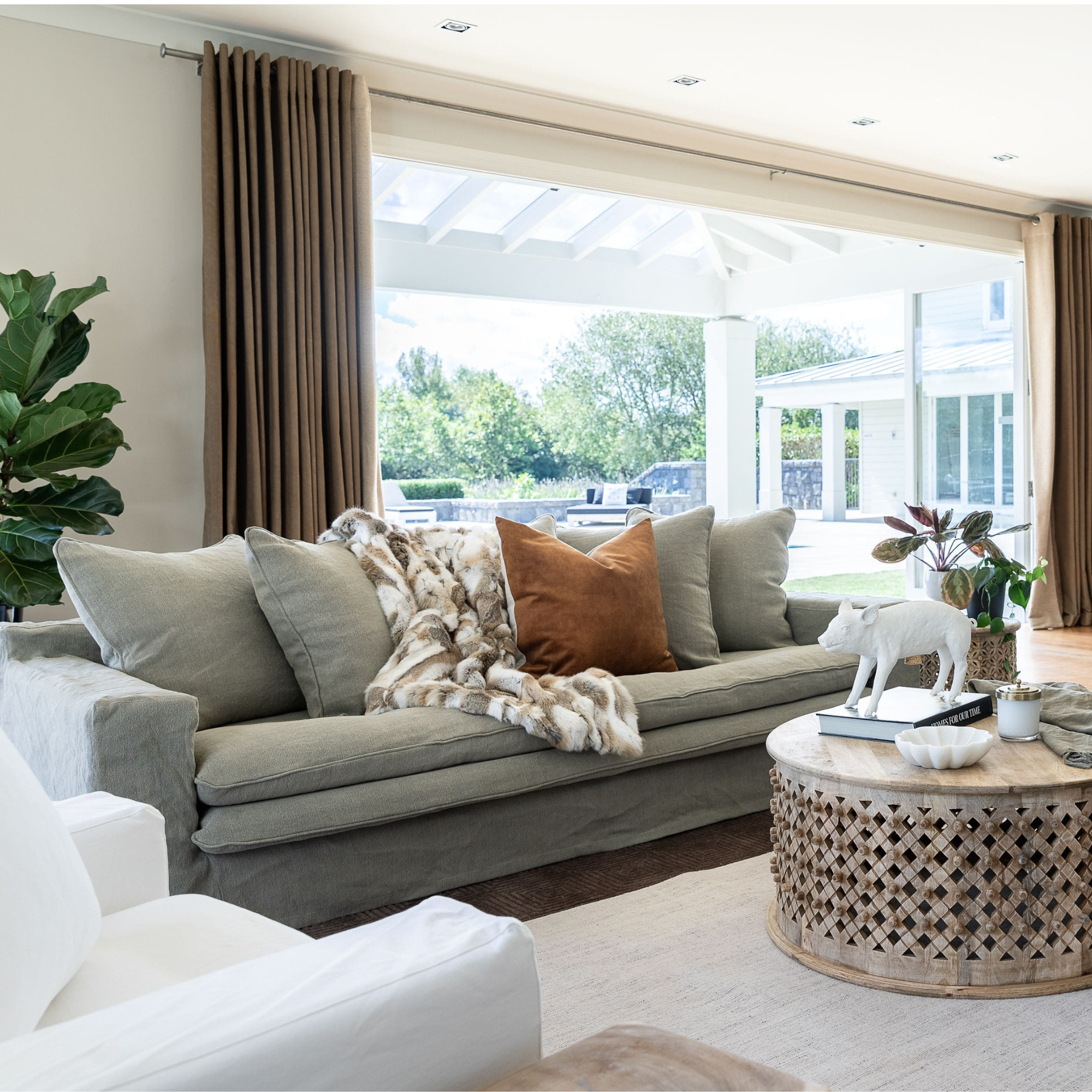 KEELY SLIPCOVER 3 SEATER SOFA | CEMENT