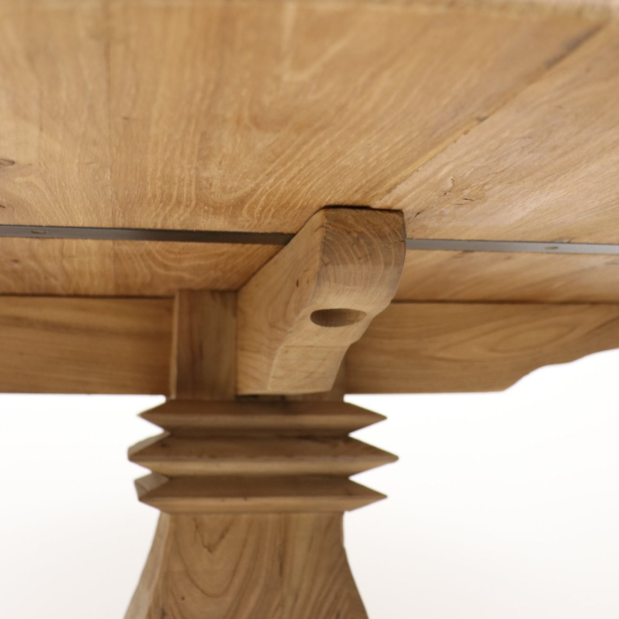 MULHOUSE ELM ROUND 140 DINING TABLE