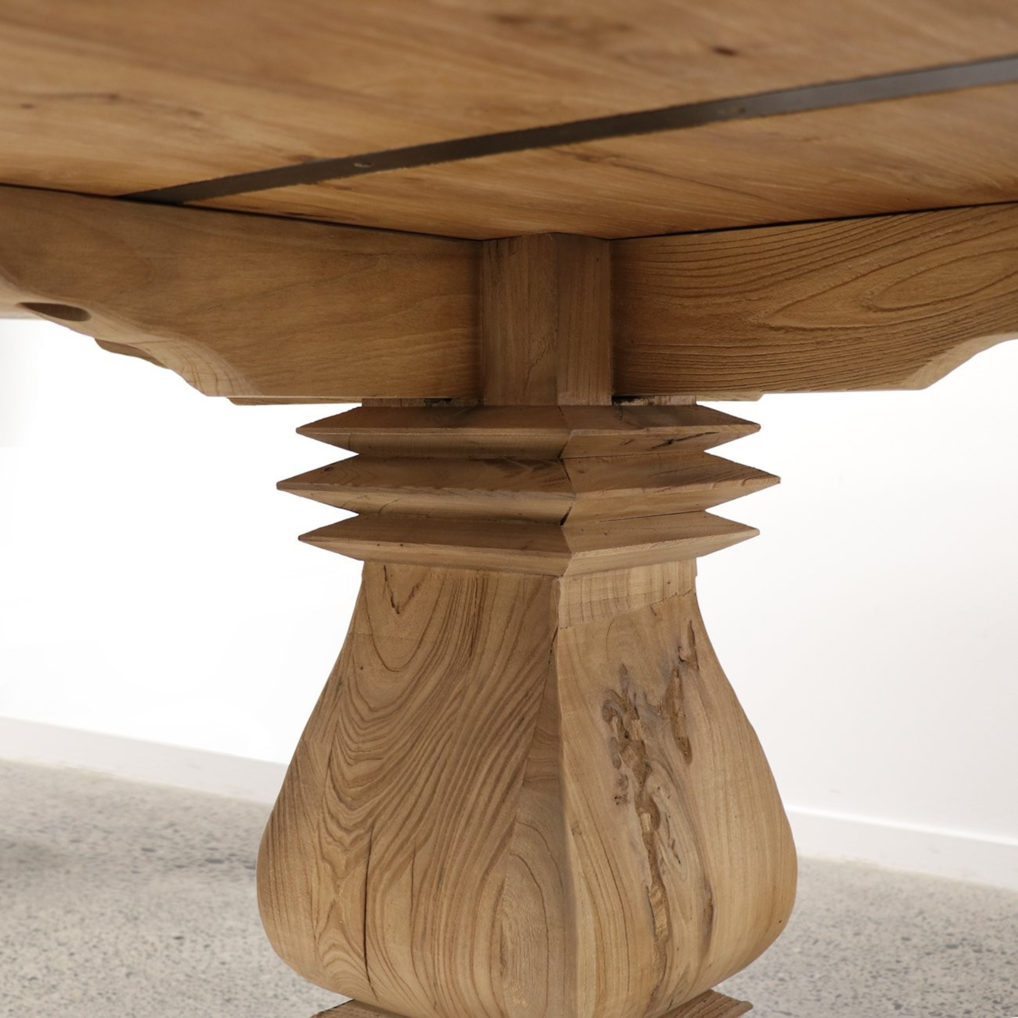 MULHOUSE ELM ROUND 140 DINING TABLE
