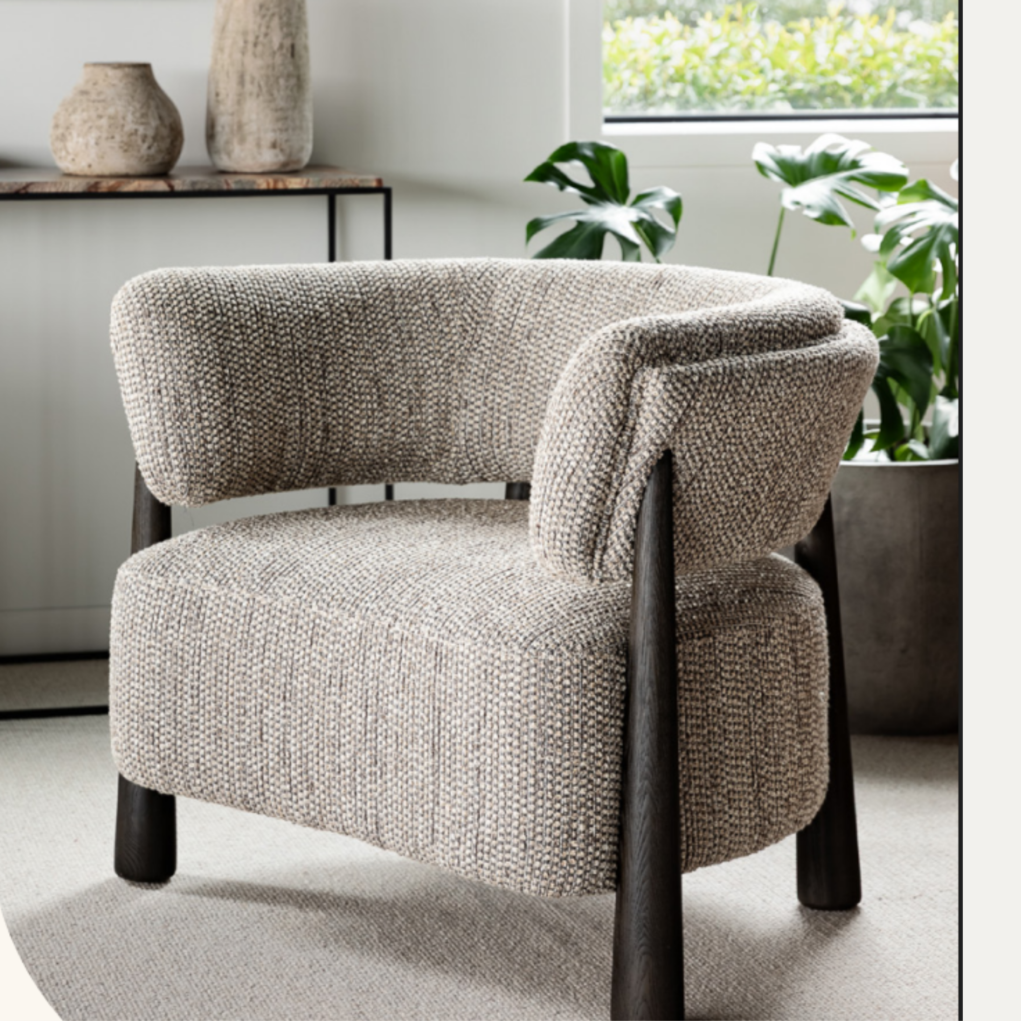 ODESSA OCCASIONAL CHAIR | CARAMEL