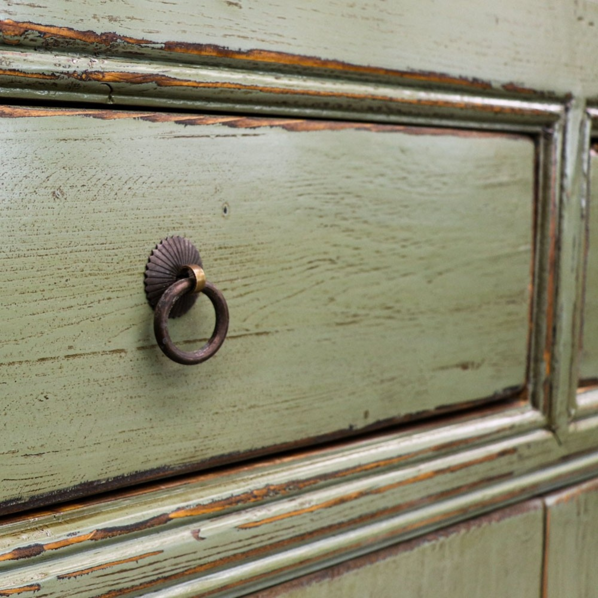 ORIENTAL 2 DOOR SIDEBOARD | VINTAGE GREEN