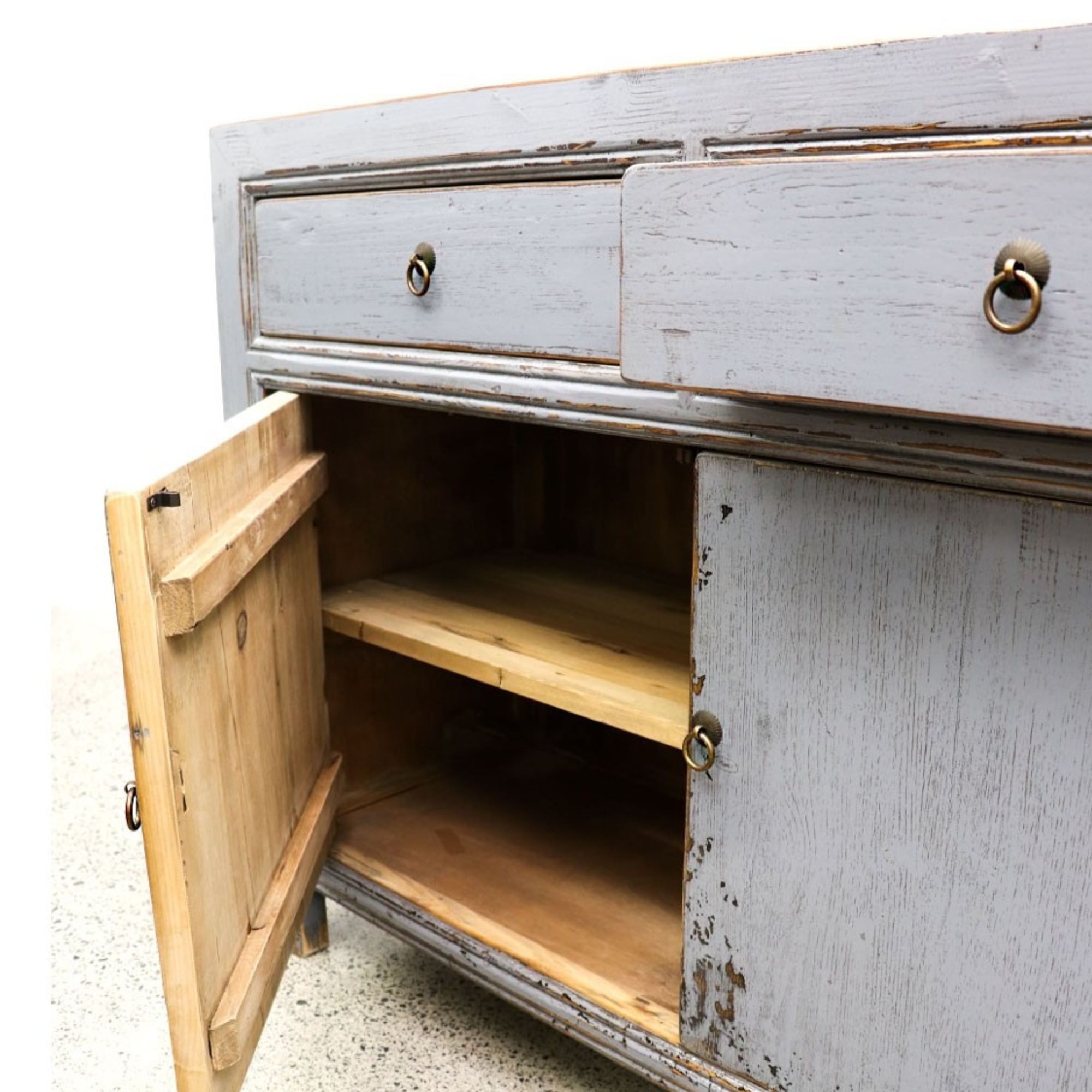 ORIENTAL 2 DOOR SIDEBOARD | VINTAGE GREY