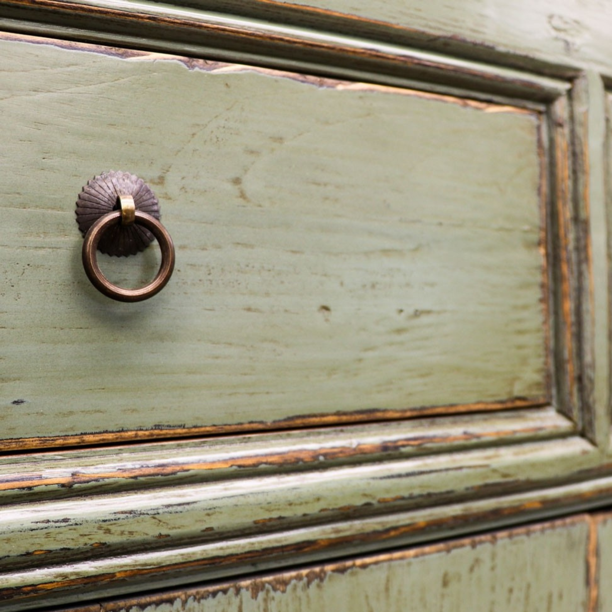 ORIENTAL PAINTED 4 DOOR SIDEBOARD | GREEN