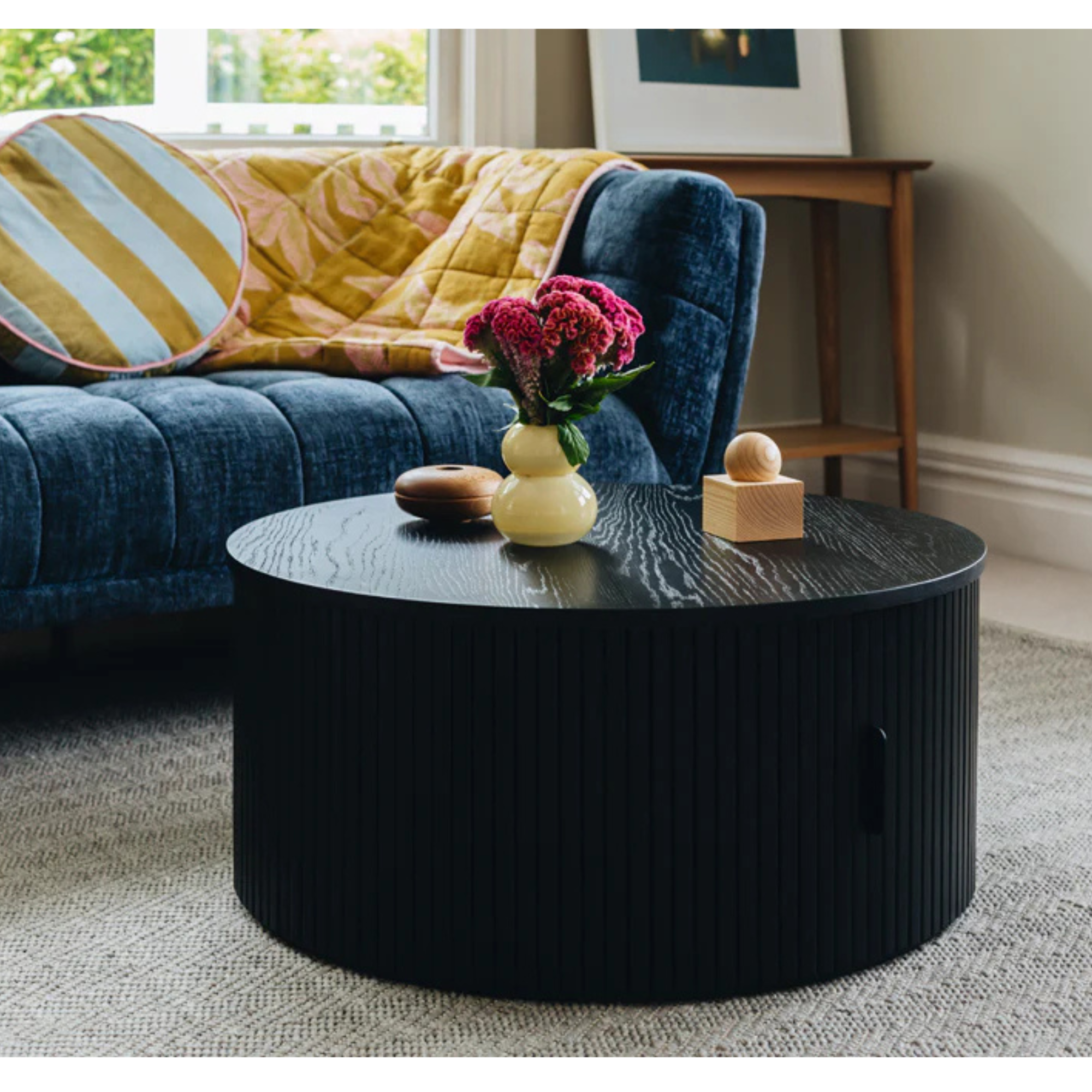 PALLISER BLACK OAK ROUND COFFEE TABLE