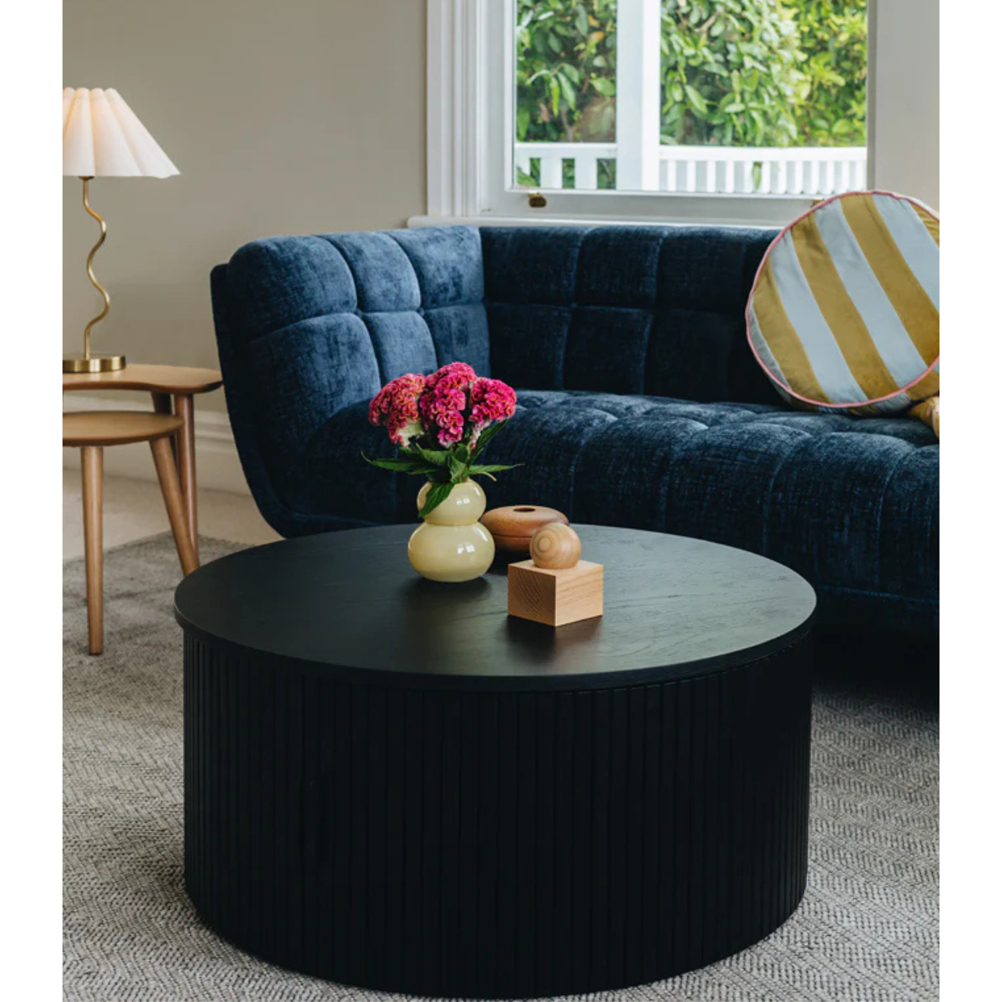 PALLISER BLACK OAK ROUND COFFEE TABLE