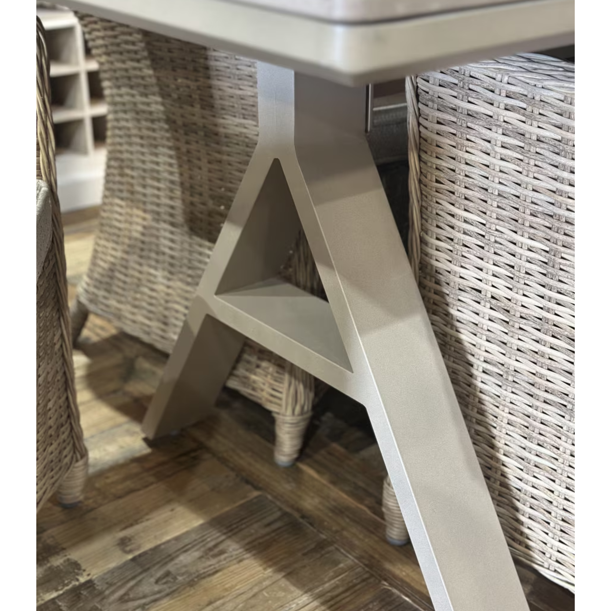 Raffles Bay Outdoor Table