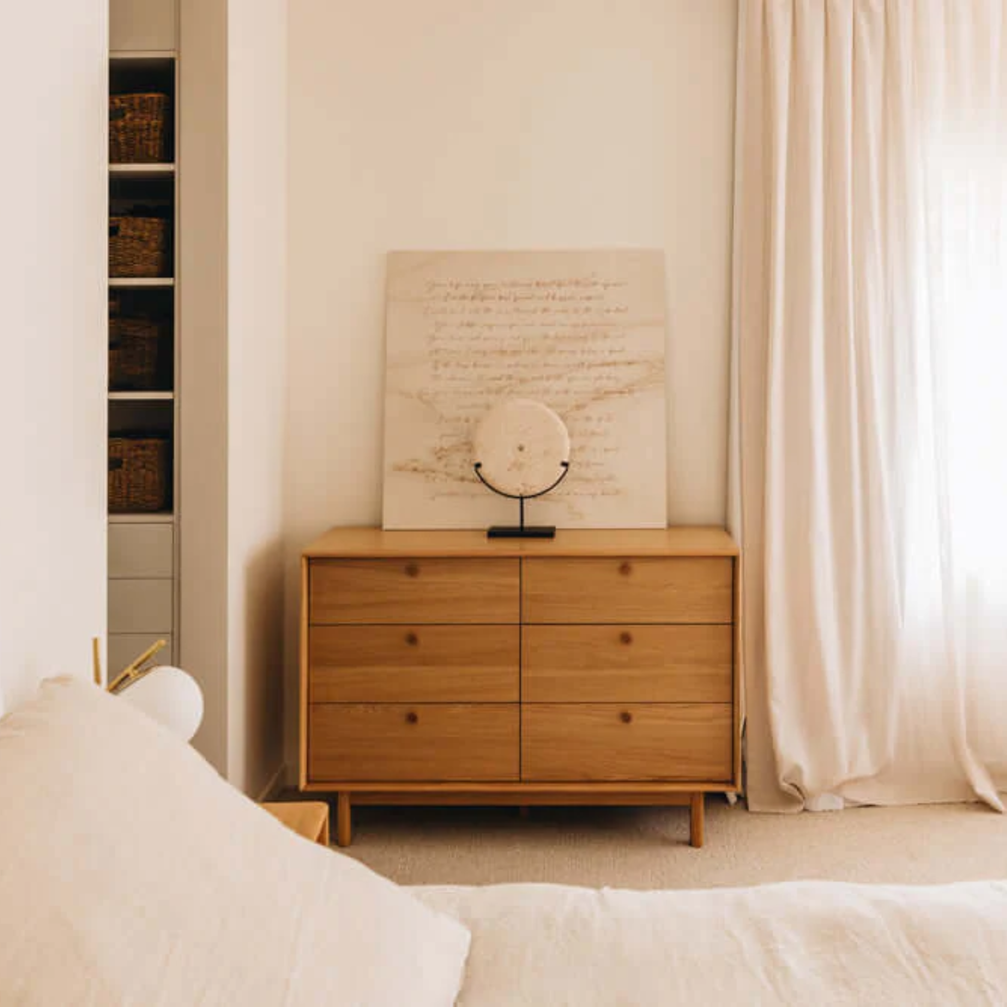 ROTTERDAM 6 DR CHEST | LOWBOY