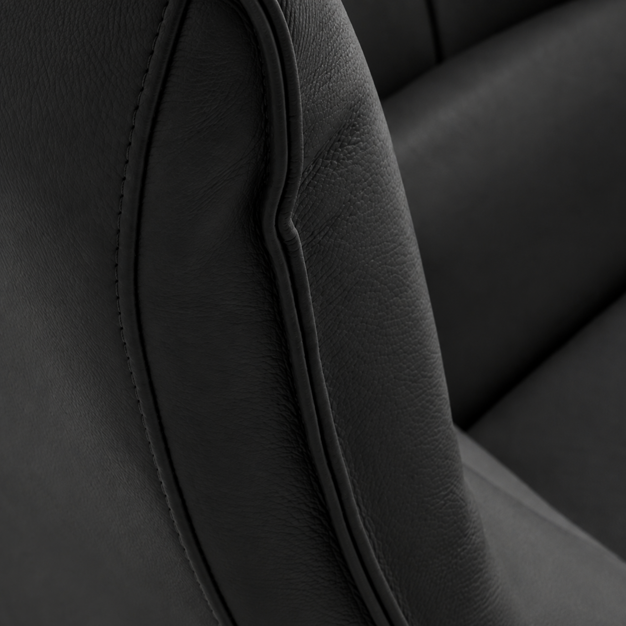 Summit Electric Recliner | Black