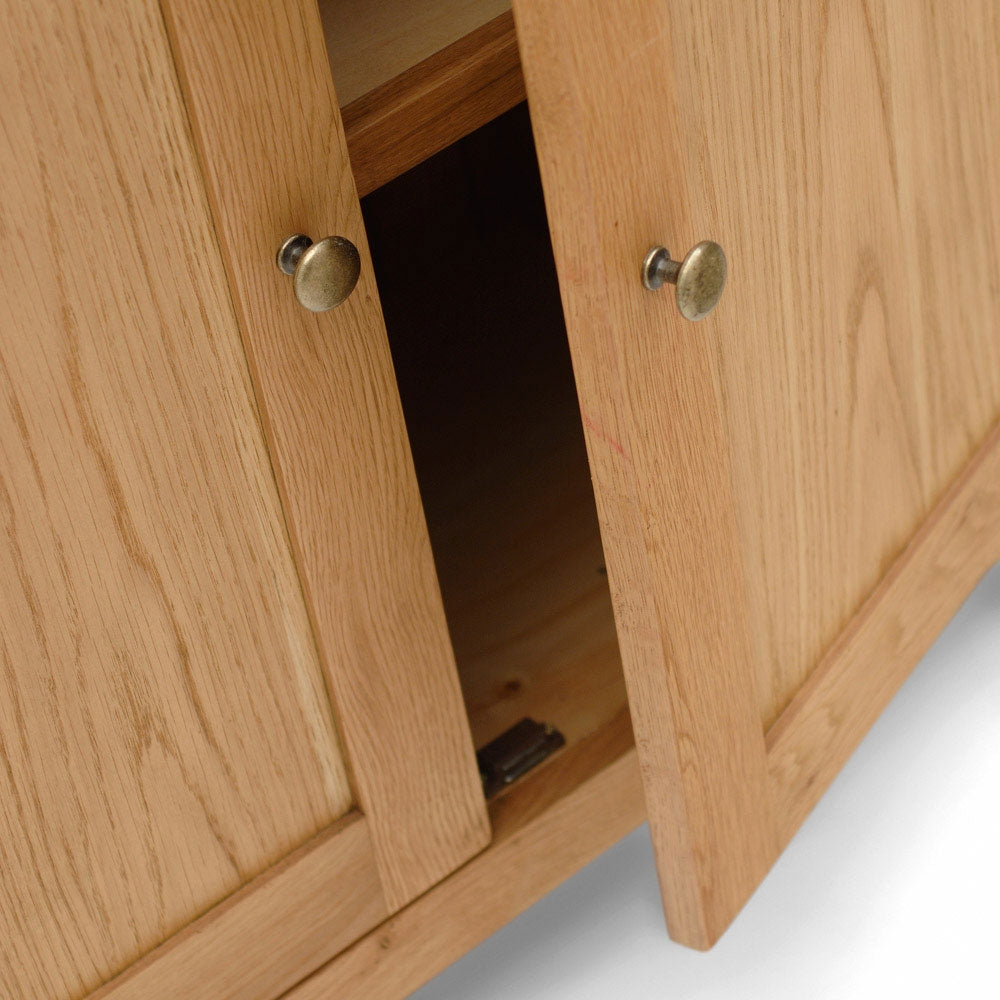 SALISBURY OAK SMALL BUFFET | SIDEBOARD