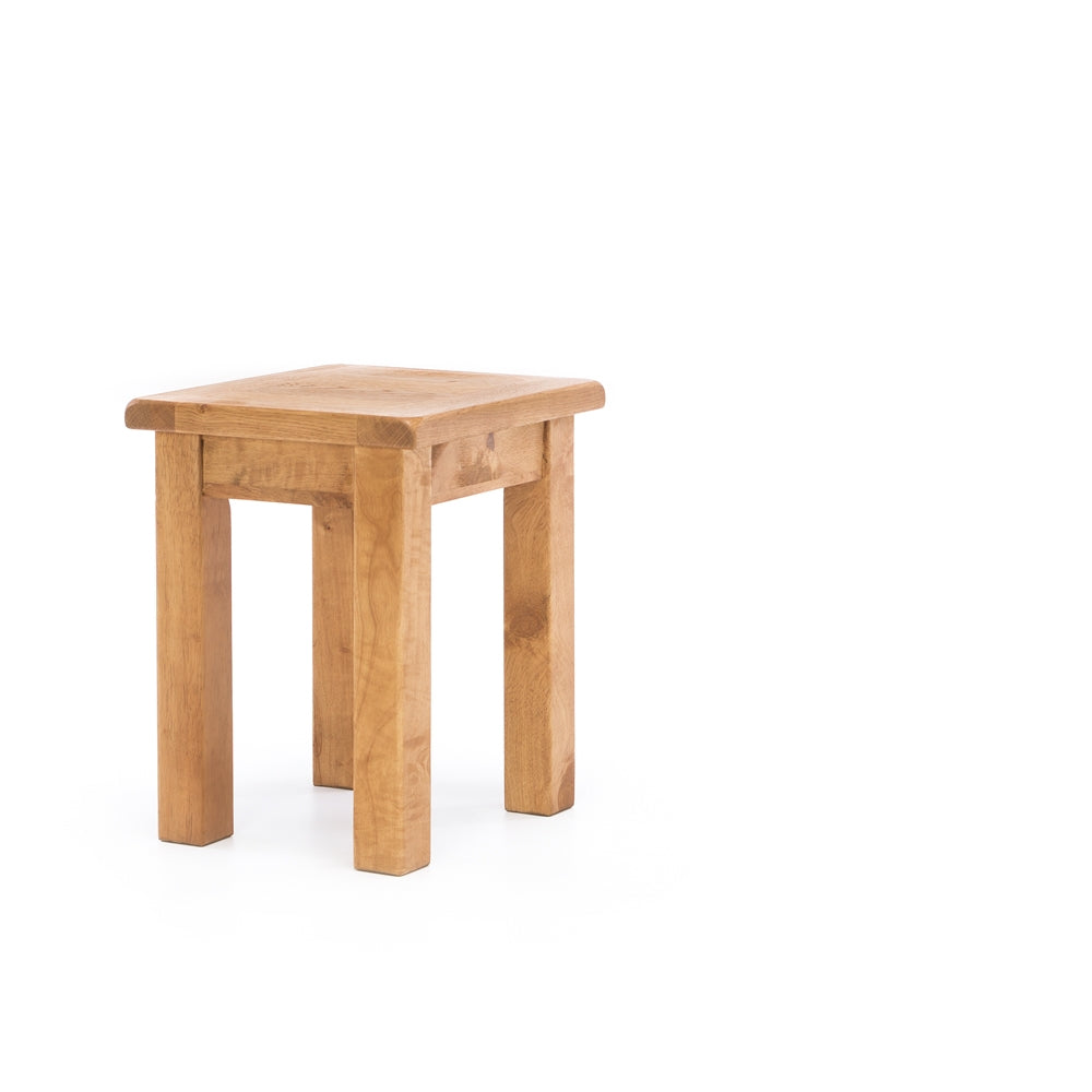 SALISBURY OAK NEST OF TABLES