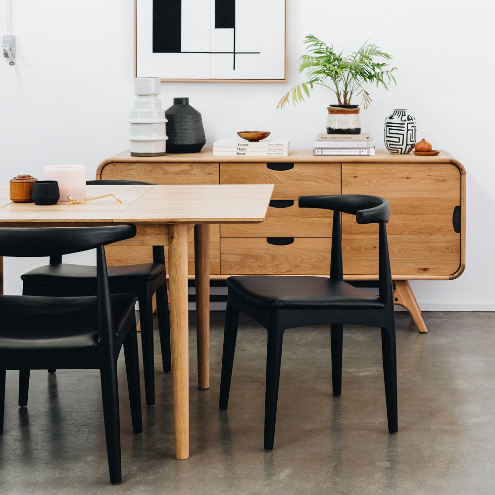 ELBOW DINING CHAIR | BLACK OAK