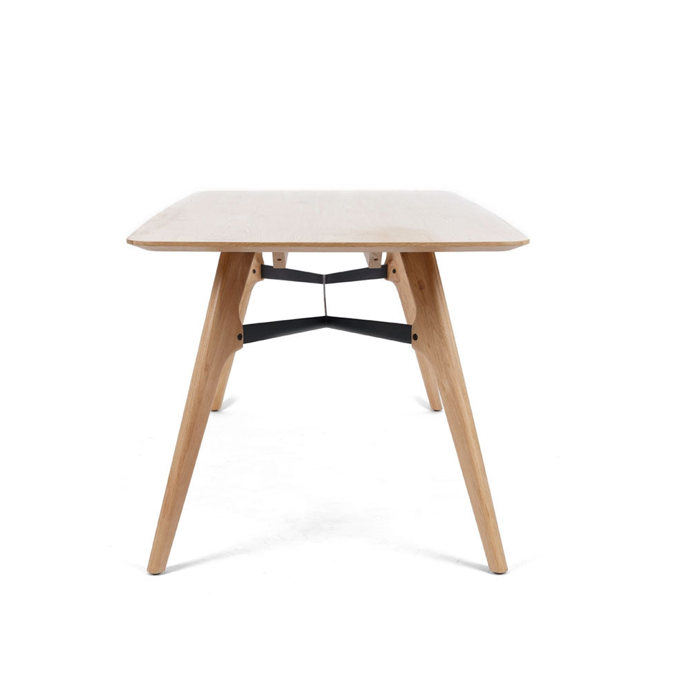 FLOW 2000 DINING TABLE