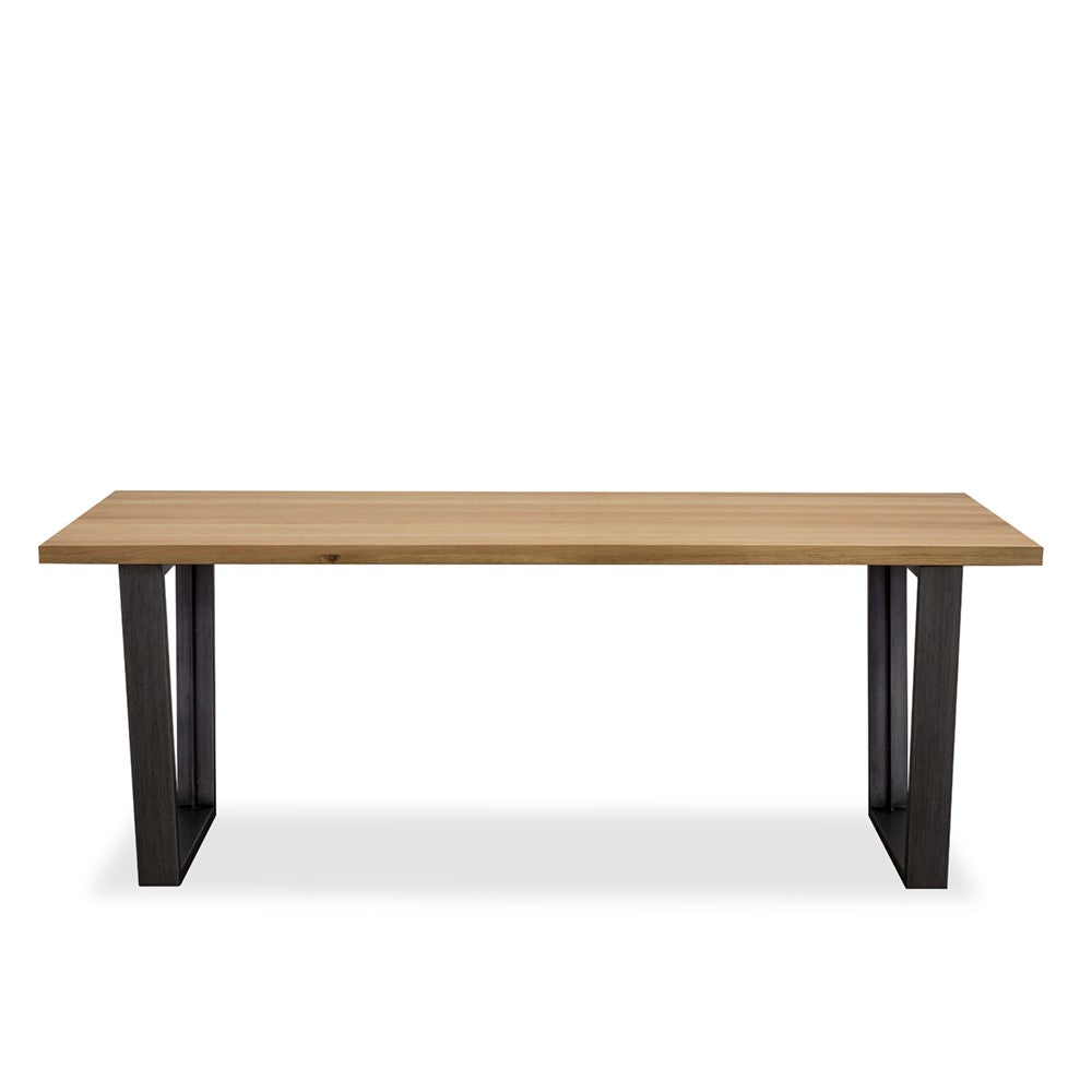 NEW YORKER 2000 DINING TABLE