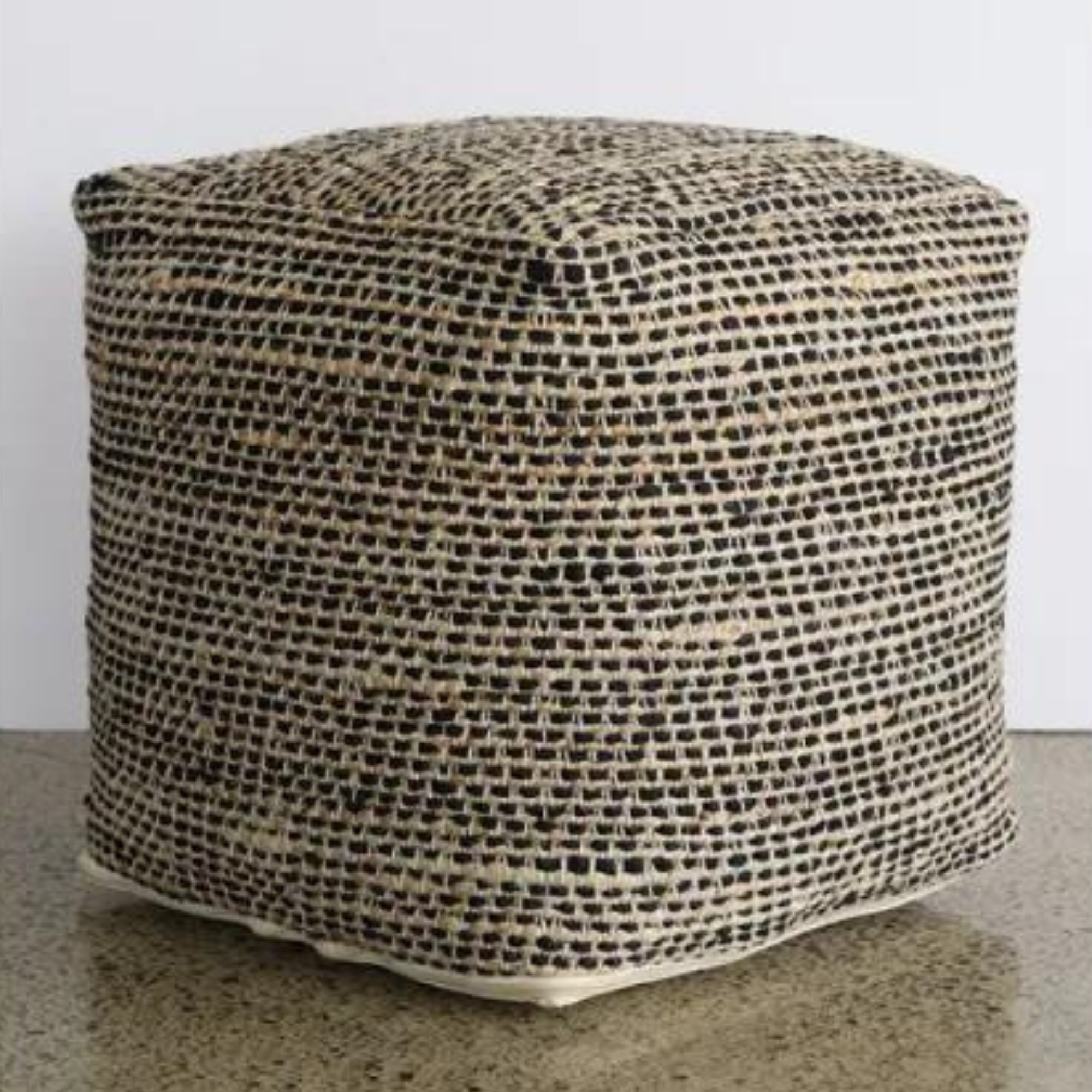 SALINAS OTTOMAN | POUFFE | HEMP & COTTON