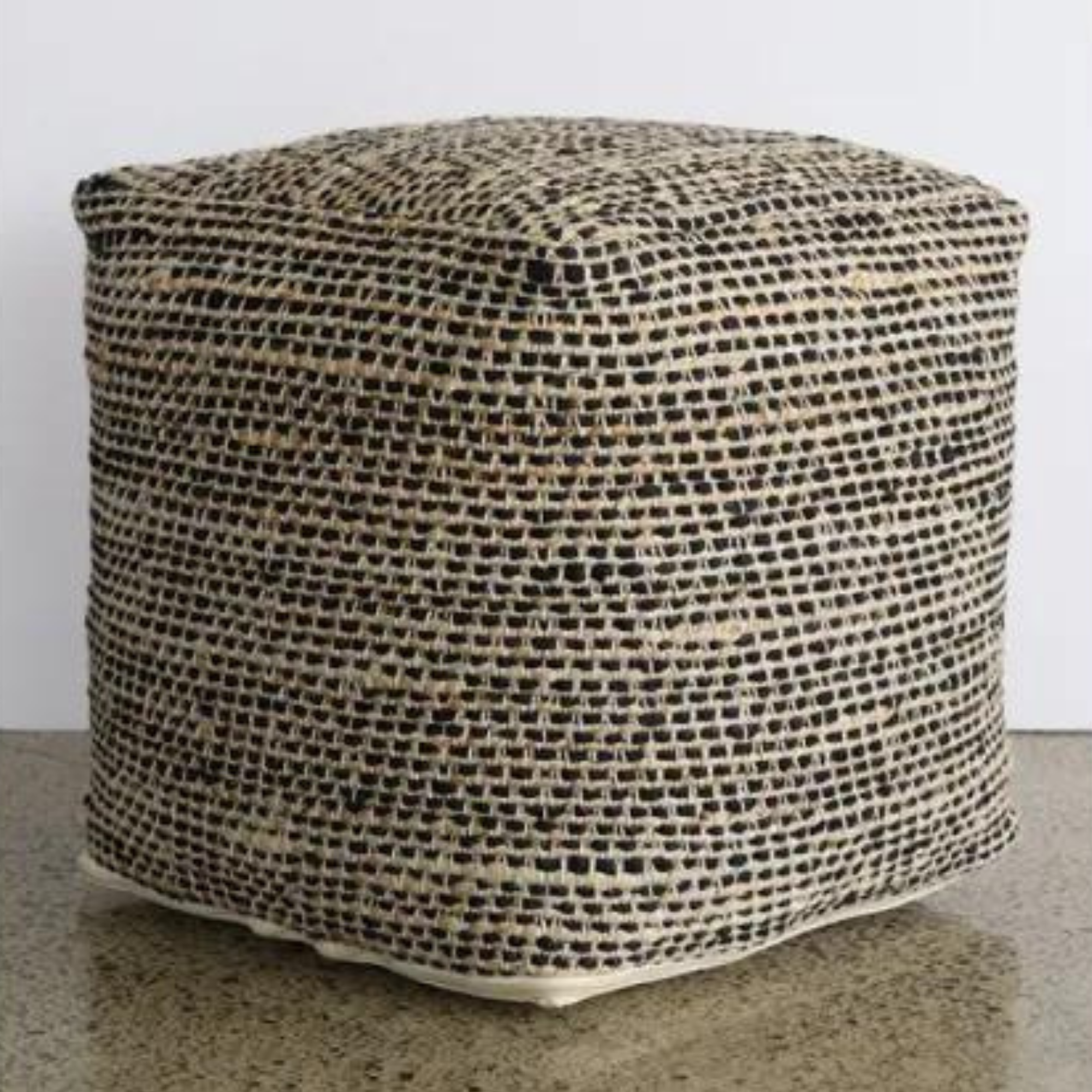 SALINAS OTTOMAN | POUFFE  | HEMP & COTTON