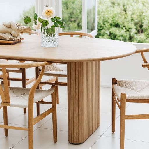 WISHBONE SOLID OAK CHAIR | NATURAL