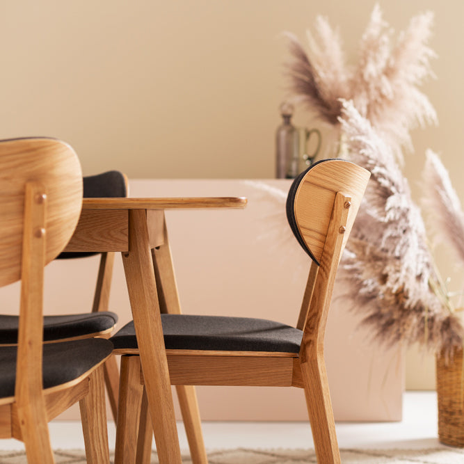 RADIUS OAK 1600 DINING TABLE