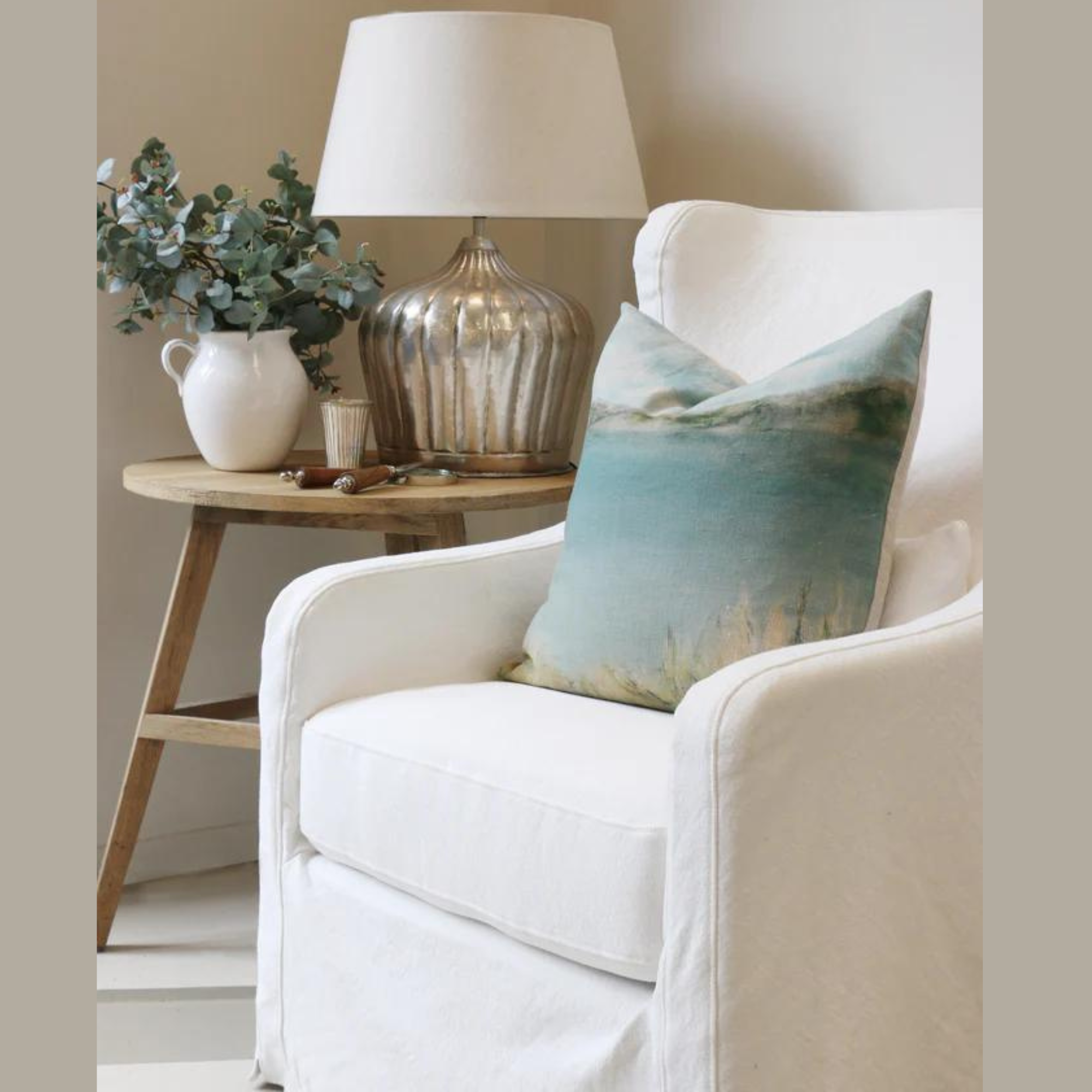 CAPE COD SWIVEL CHAIR