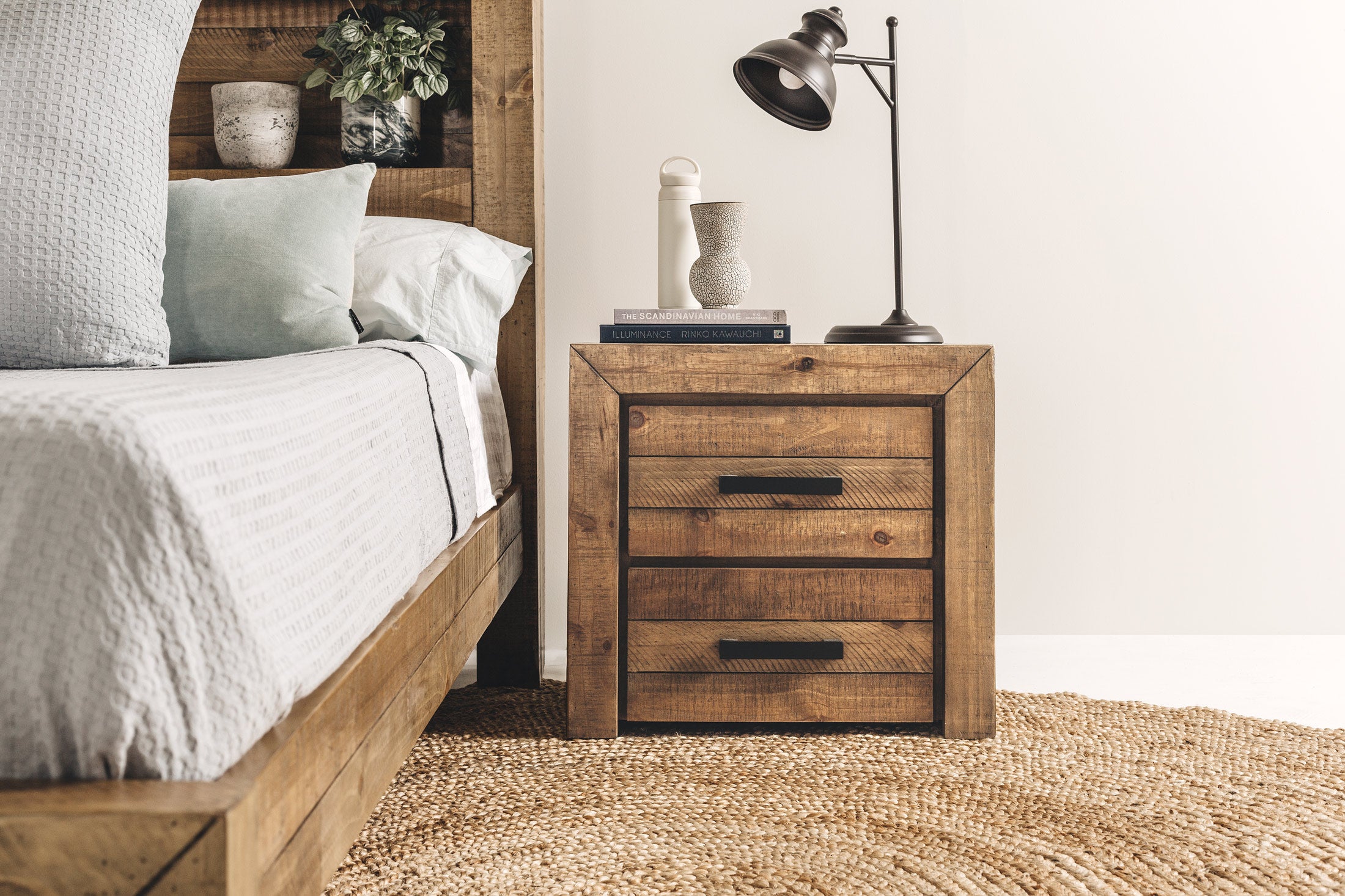 RAGLAN BEDSIDE CABINET