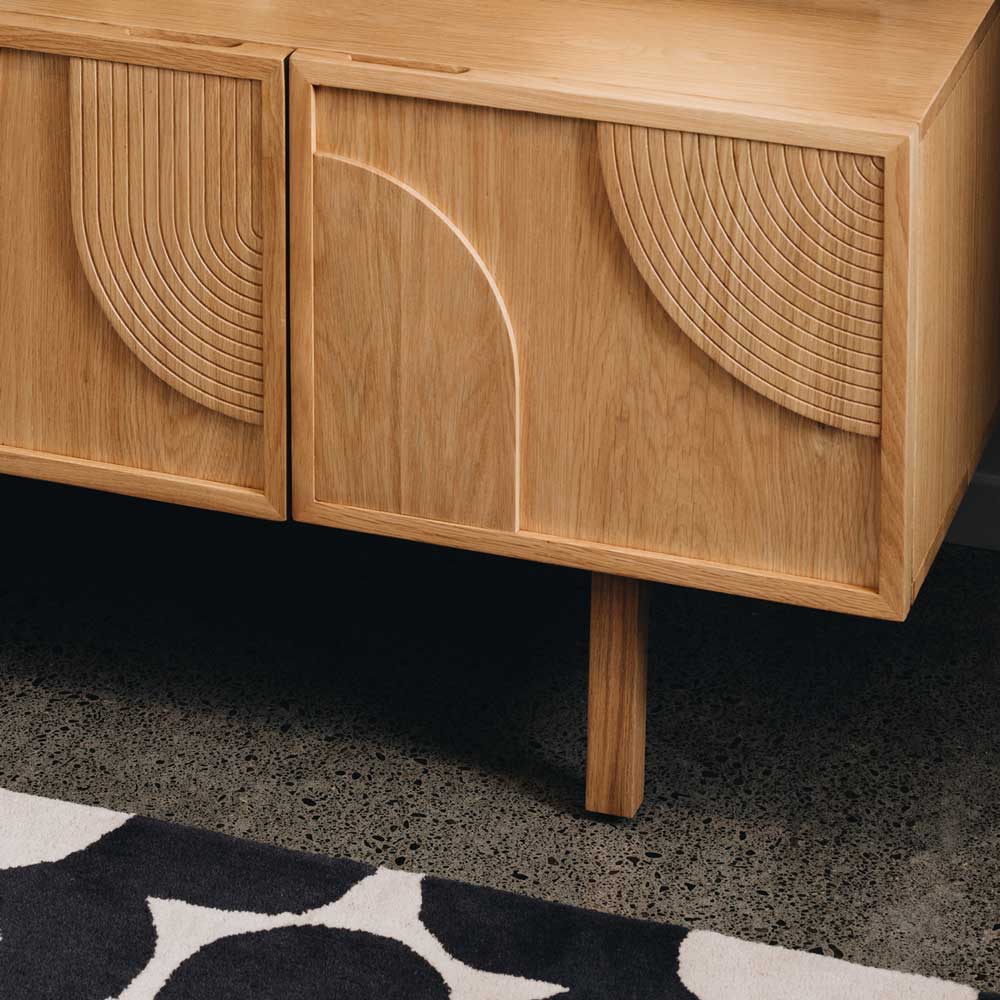 ARC OAK ENTERTAINMENT UNIT - NATURAL OAK